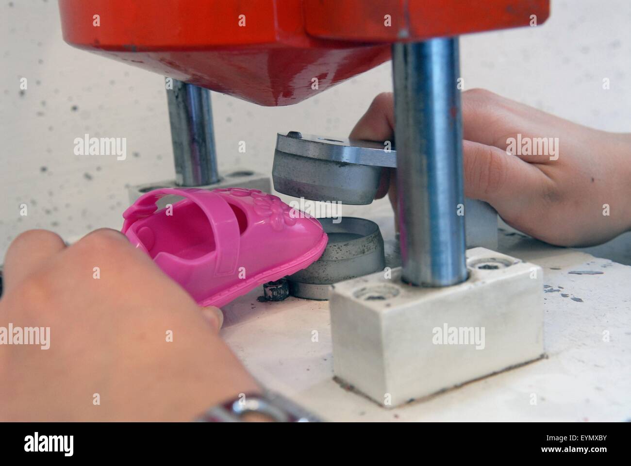 Italian Institute for Toy Safety; certification of toys and products