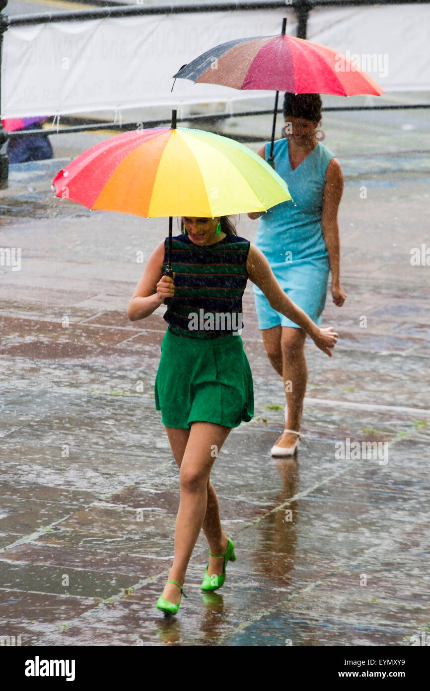 Ameera Dandy Top With Love Red Umbrella Skirt Set – VERVE & VOGUE