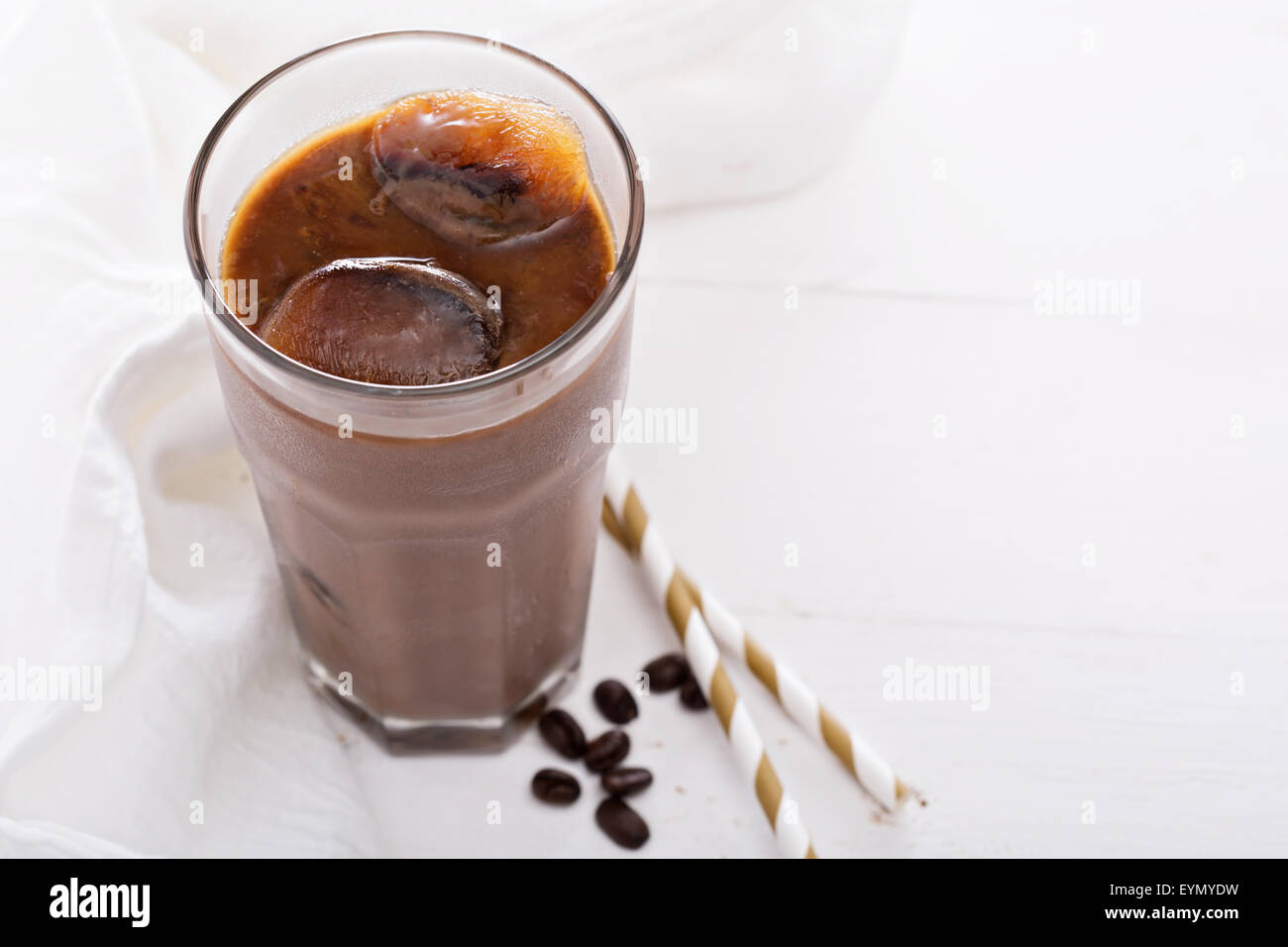 Ice iced cubes hires stock photography and images Alamy