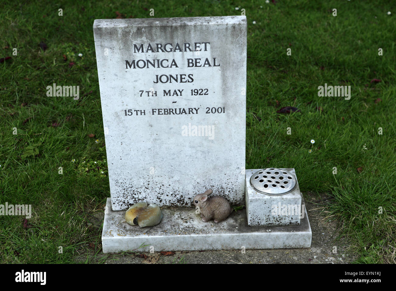 The grave of Monica Jones at Cottingham Municipal Cemetery in Hull, England. Jones was close to Philip Larkin (1922 - 1985) the Stock Photo