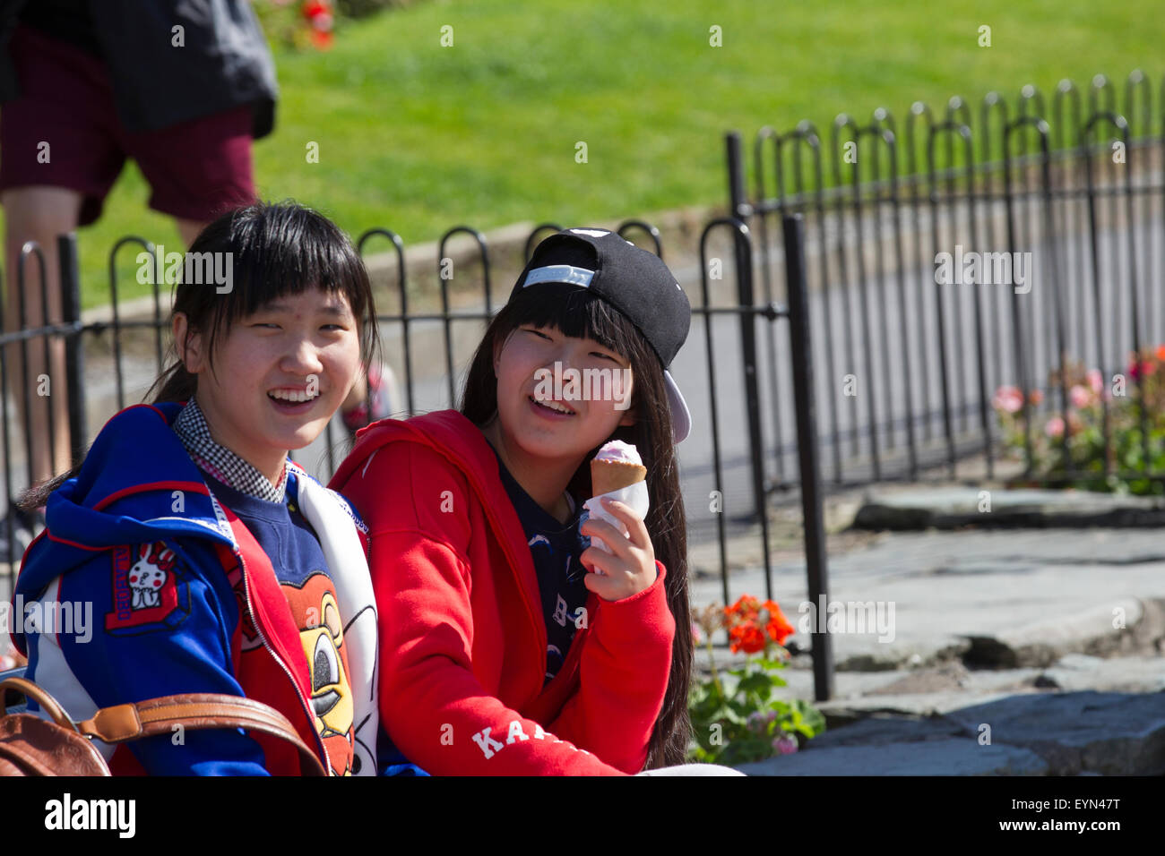 Bowness on Lale Windermere Cumbria 1st August 2015 UK Weather .Tourists enjoy the afternoon Ice