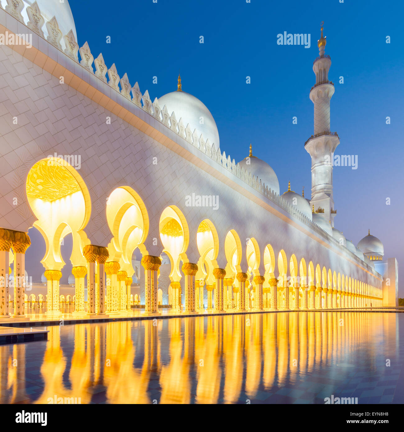 Grand Mosque, Abu Dhabi, United Arab Emirates Stock Photo Alamy