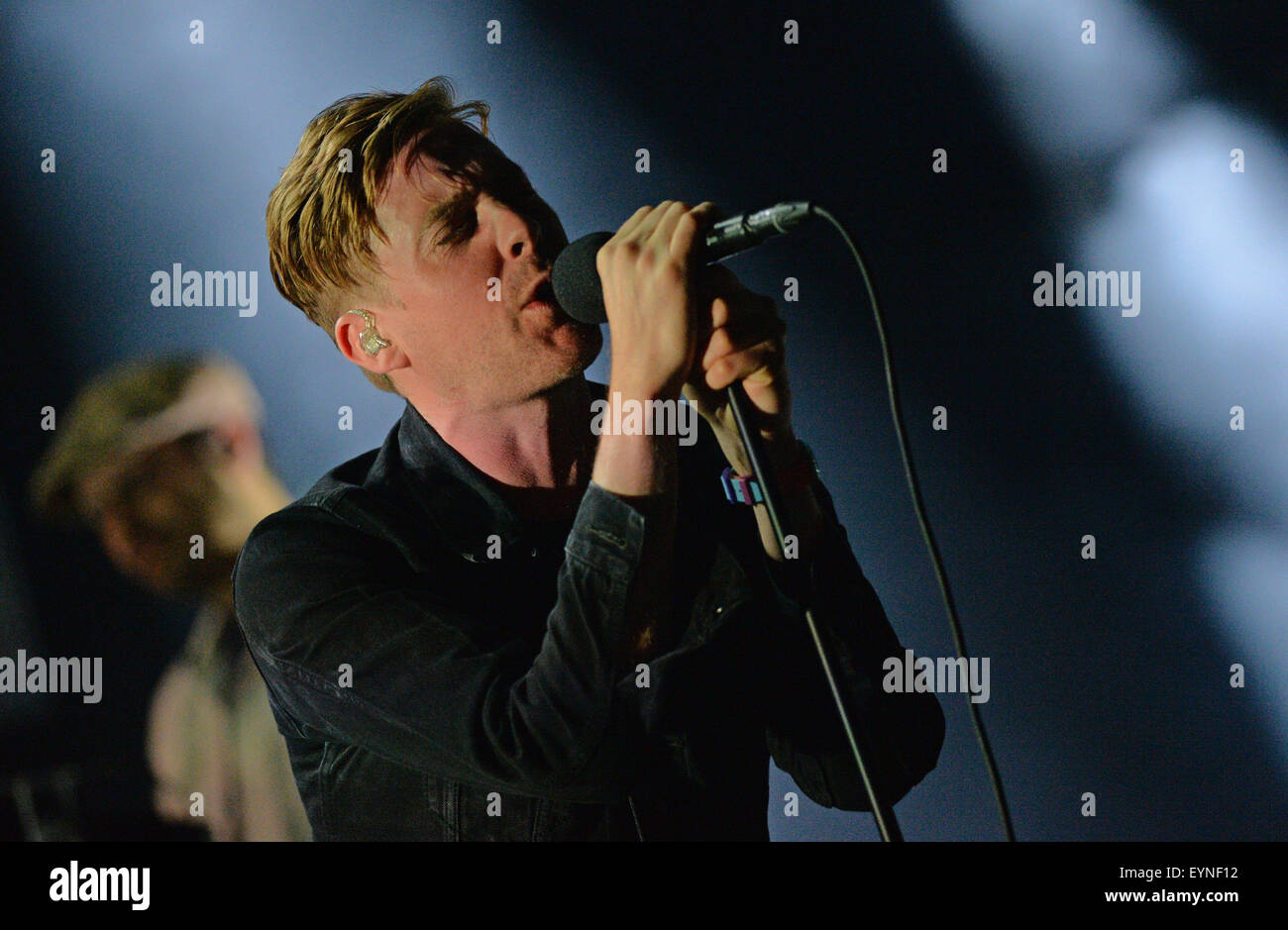 Rock band Kaiser Chiefs, lead singer Ricky Wilson, on stage at Camp Bestival, Lulworth Castle, Dorset, UK. Stock Photo