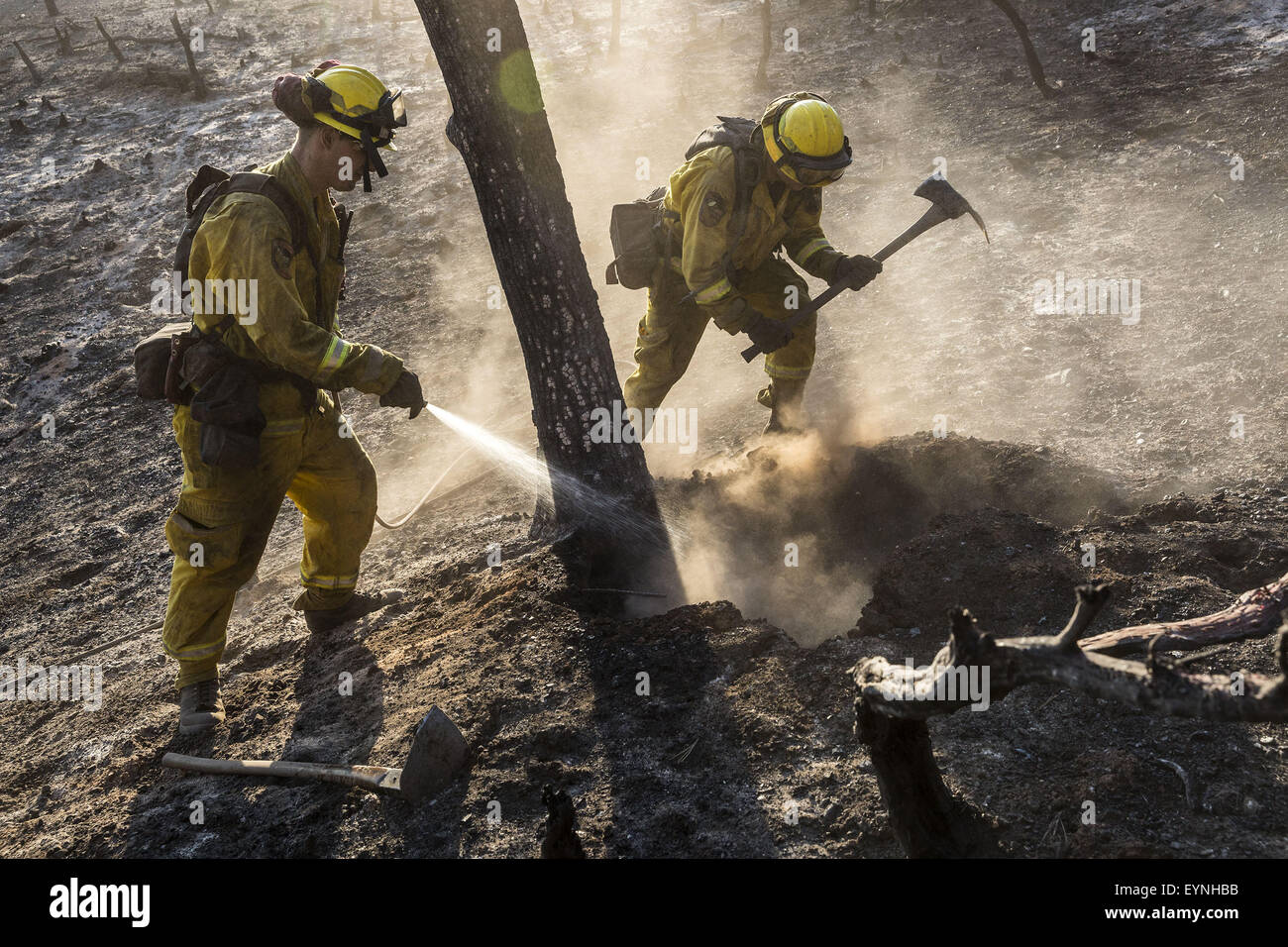 Groveland, California, USA. 31st July, 2015. Cal Fire crew members
