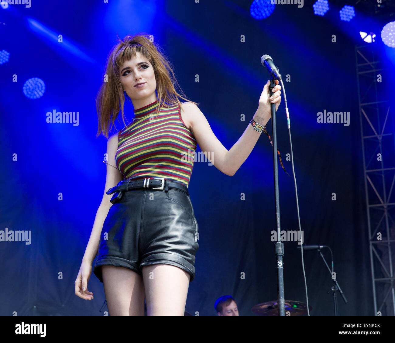 Ryn weaver hi-res stock photography and images - Alamy