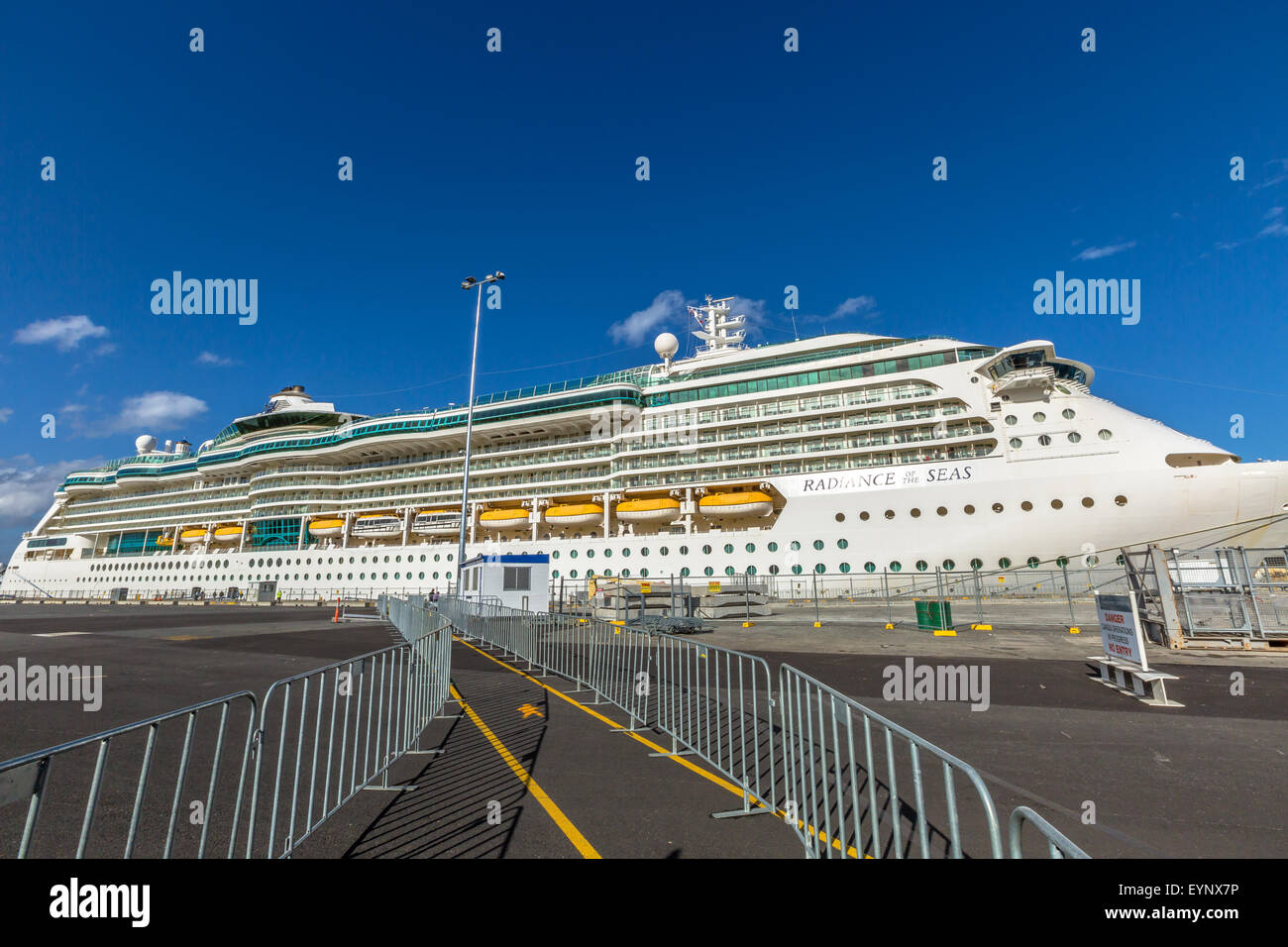 Boat cruise cruises hi-res stock photography and images - Alamy