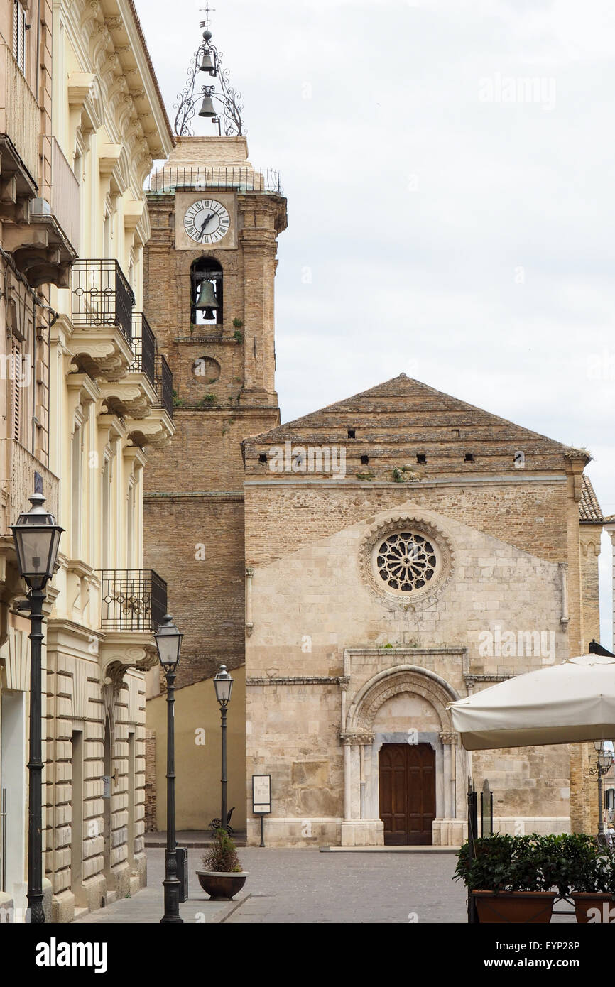 Duomo di vasto hires stock photography and images Alamy