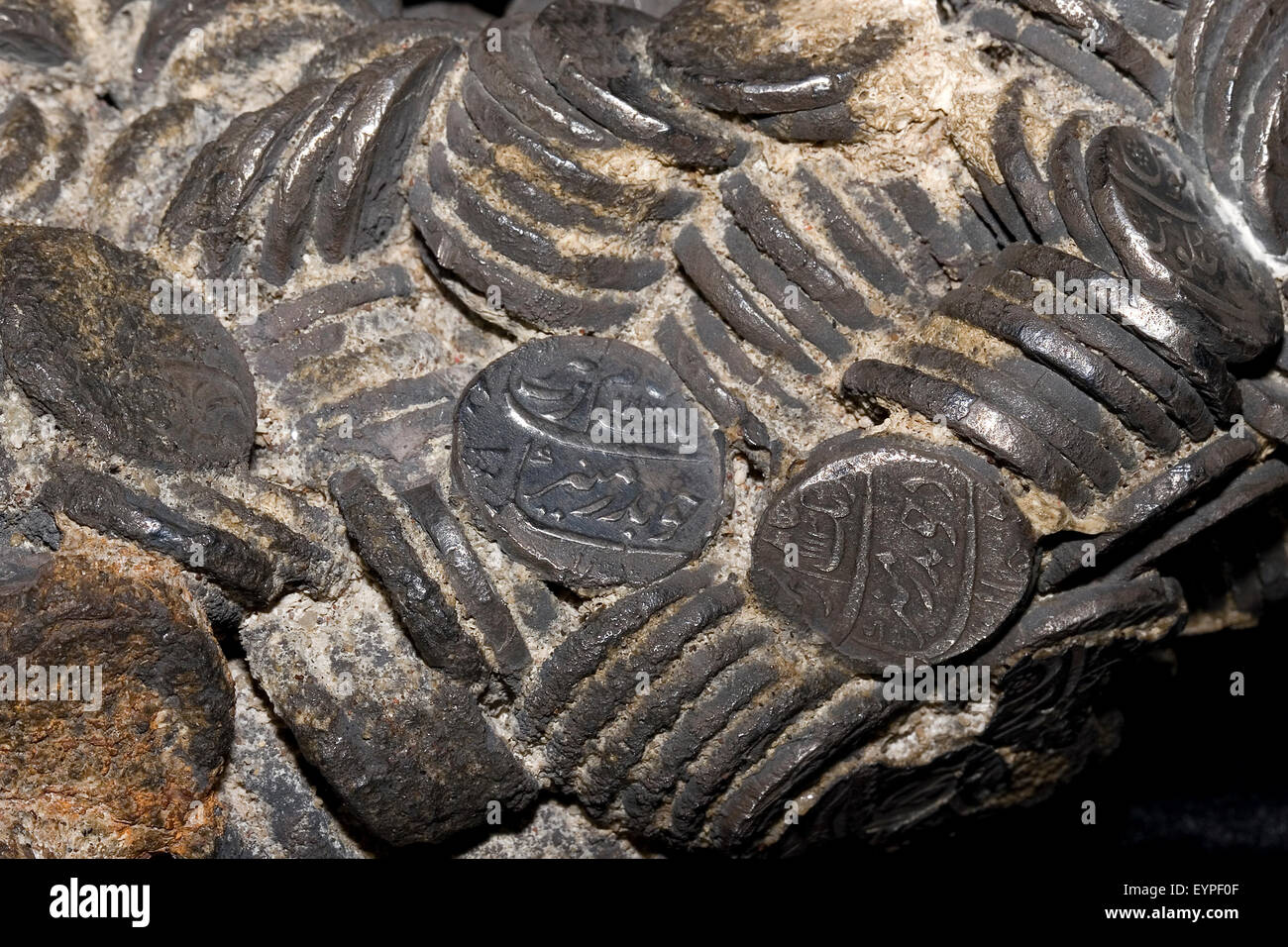 TREASURE CHEST REAL 1600-1700's CARRIED GOLD COB DOUBLOONS ESCUDOS in  GALLEON