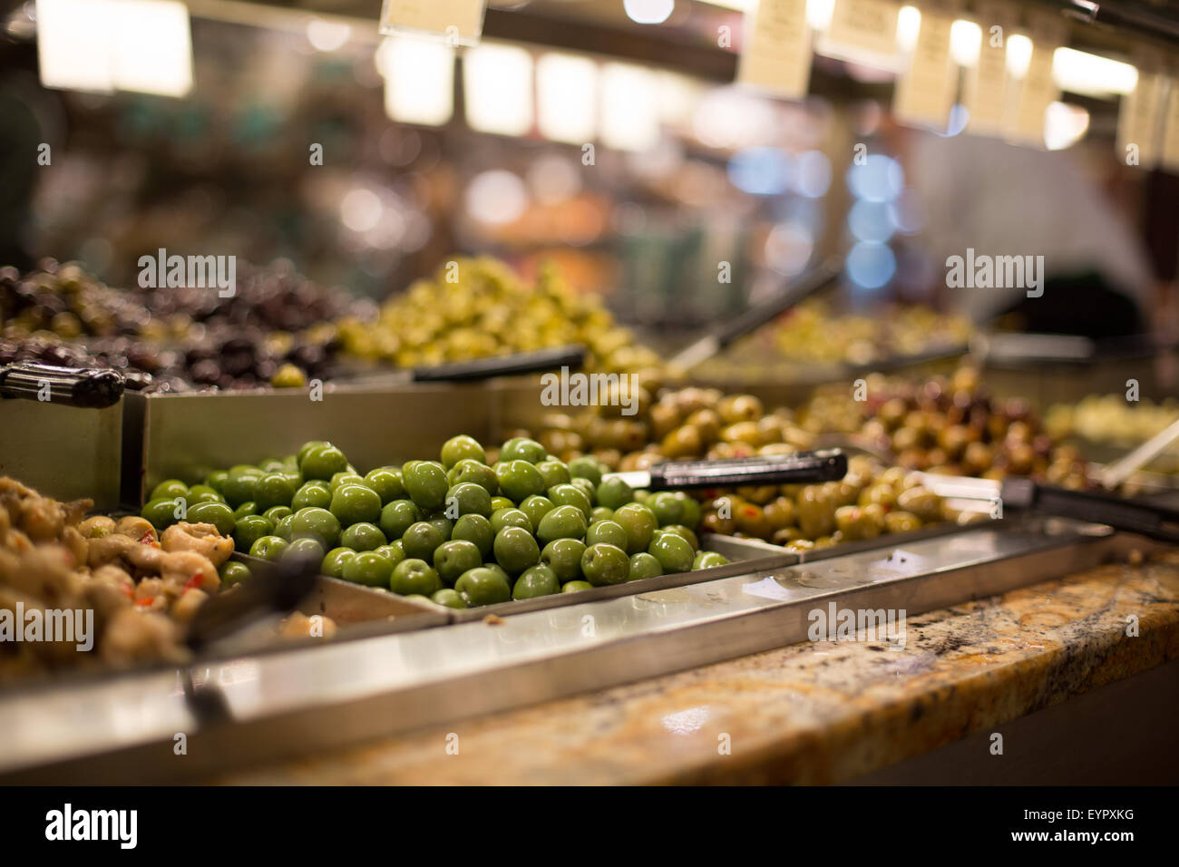 Olive Oil Grocery Store Stock Photos & Olive Oil Grocery Store Stock