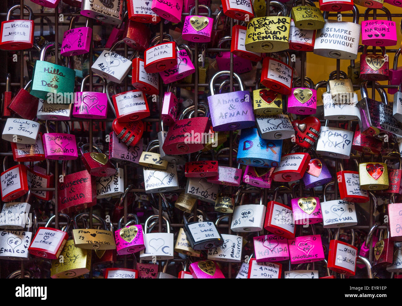 Italy, Verona, love padlocks in the courtyard of Giulietta Capuleti house Stock Photo