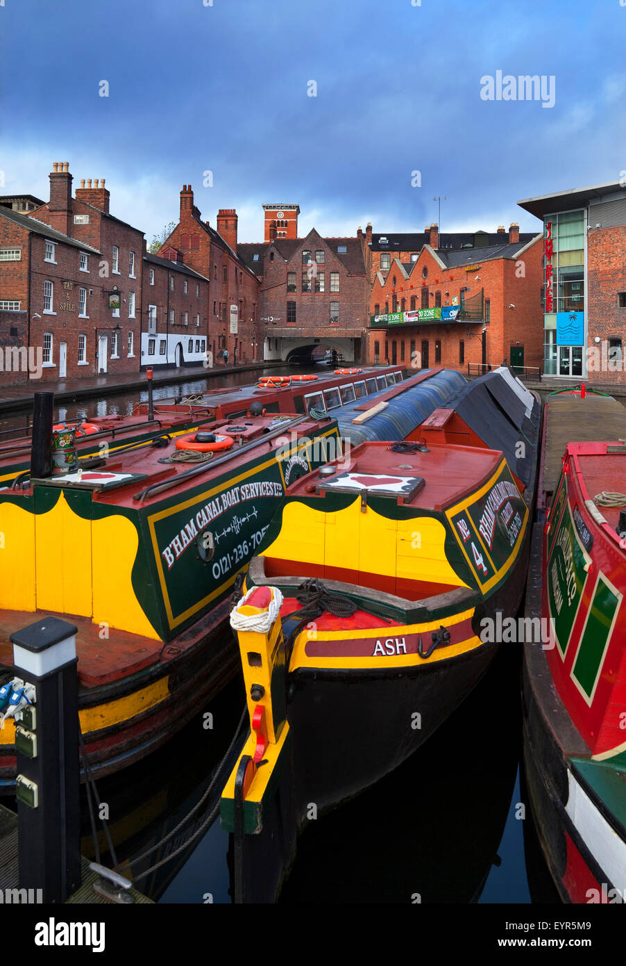 Canal Narrow Boats at the Gas Street Canal Basin-  part of the Birmingham-Worcester Canal, Birmingham City Centre, England, UK Stock Photo