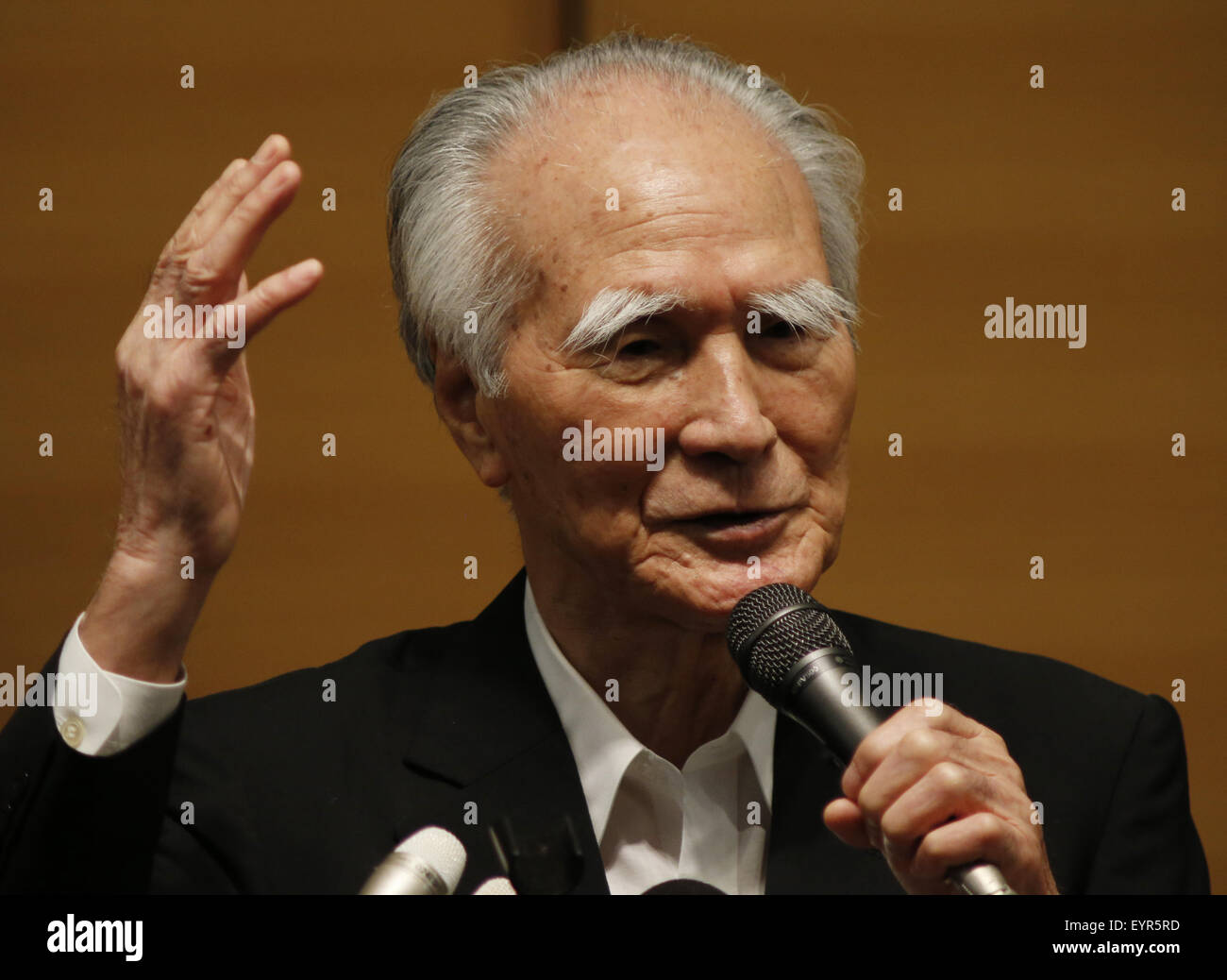 Tokyo, Japan. 3rd Aug, 2015. Tomiichi Murayama, former Japanese Prime Minister, speaks during a forum titled 'Murayama statement and 70 years after the World War II' in Tokyo, capital of Japan, on Aug. 3, 2015. Murayama is famous for his 1995 landmark statement offering an apology to victims of Japan's wartime atrocities. Credit:  Stringer/Xinhua/Alamy Live News Stock Photo