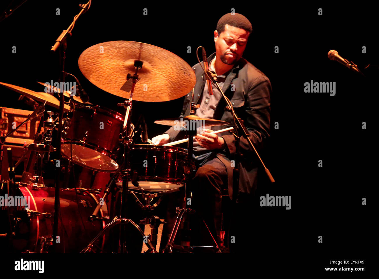 Nasheet Waits - Auftritt von 'Jason Moran and the Bandwagon' Jazzfest Berlin, 2. November 2014, Berlin. Stock Photo