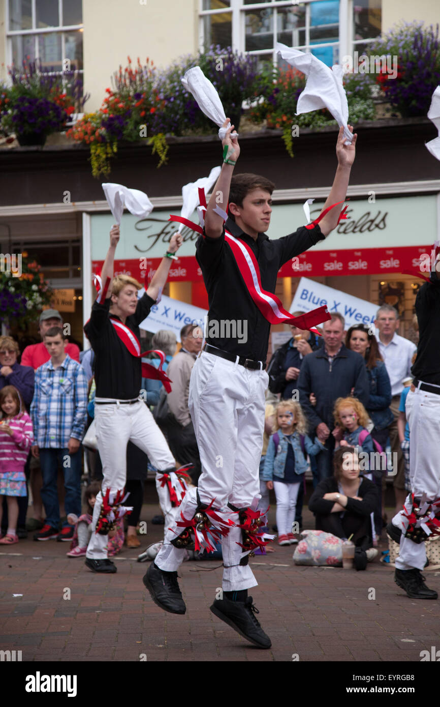 Dance display hi-res stock photography and images - Alamy