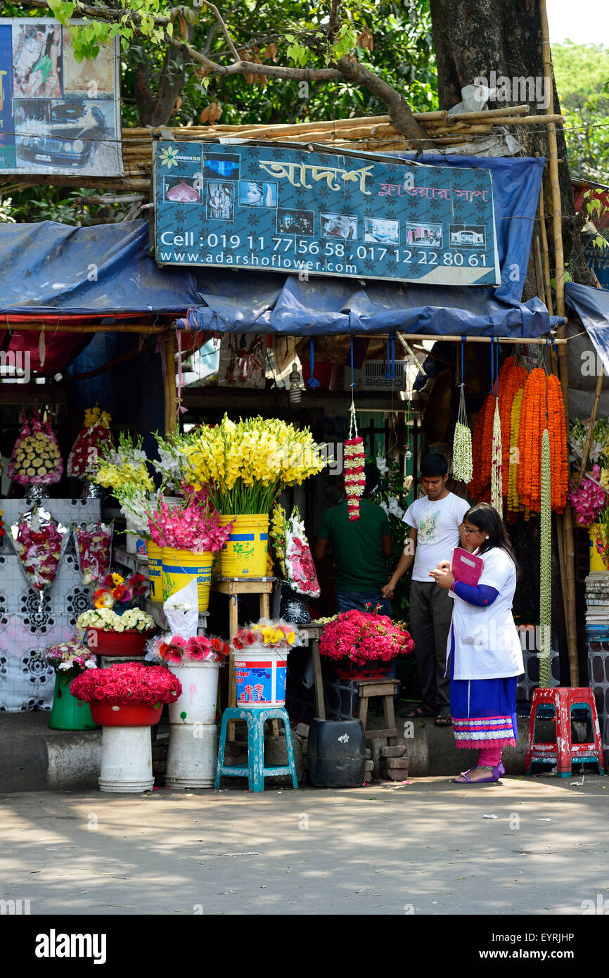 Flower seller in Dhaka, Bangladesh, Asia Stock Photo Alamy