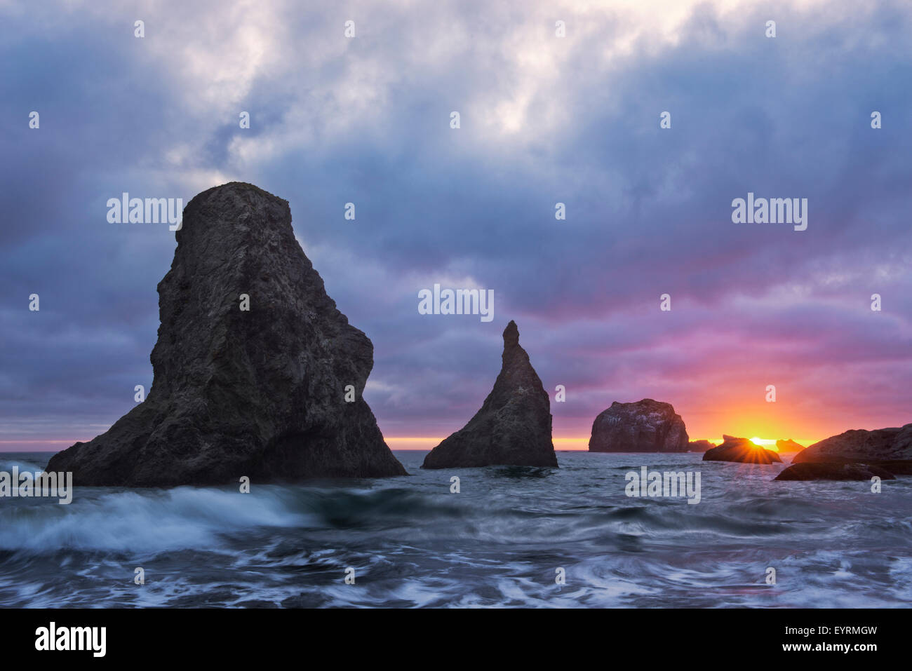 The USA, America, Oregon, Bandon, rock spire, sea, surf, sundown ...