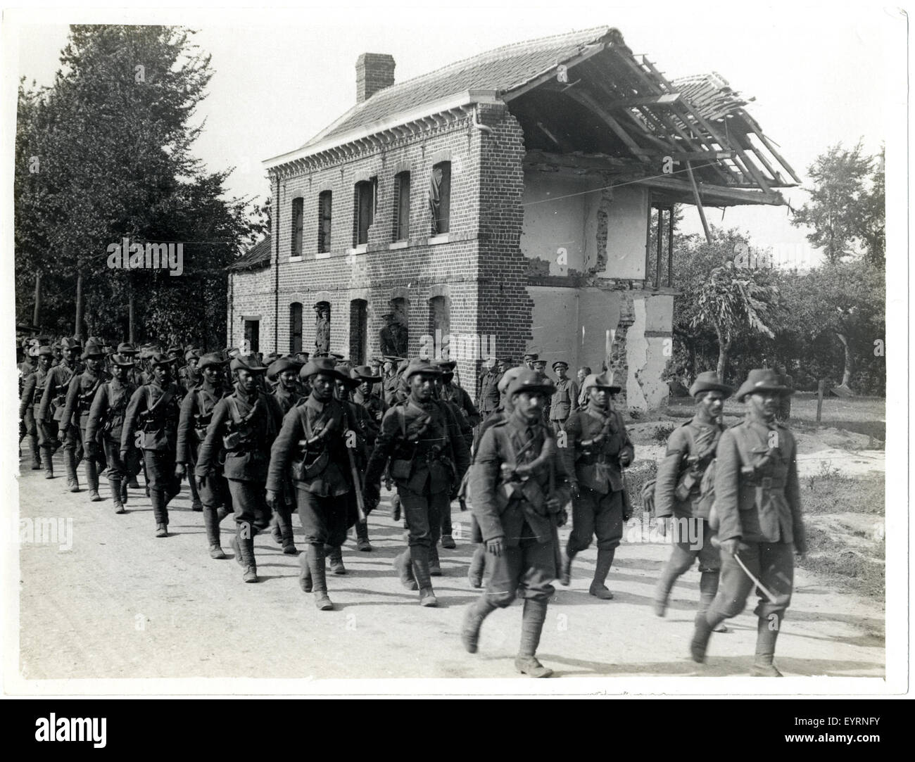 [39th] Garhwali Riflemen on the march in France [Estaire La Stock Photo