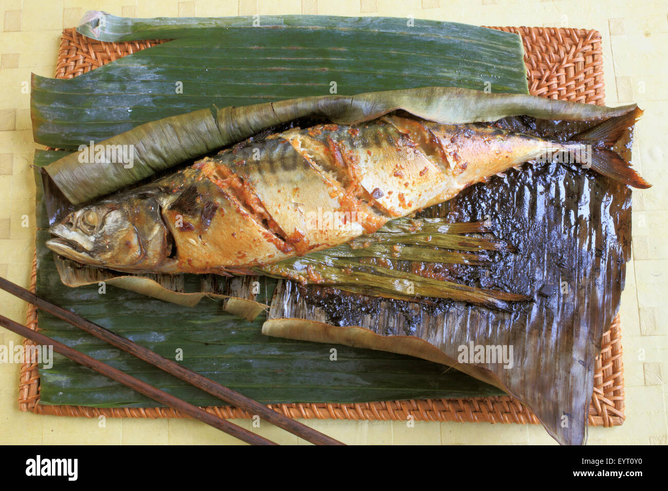 Vietnamese roasted fish, mackerel, banana leaf Stock Photo Alamy