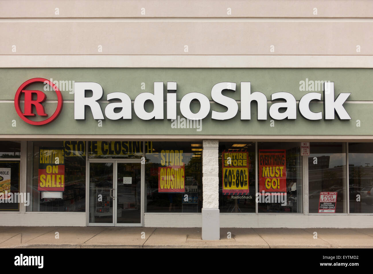 Radio shack store hi-res stock photography and images - Alamy