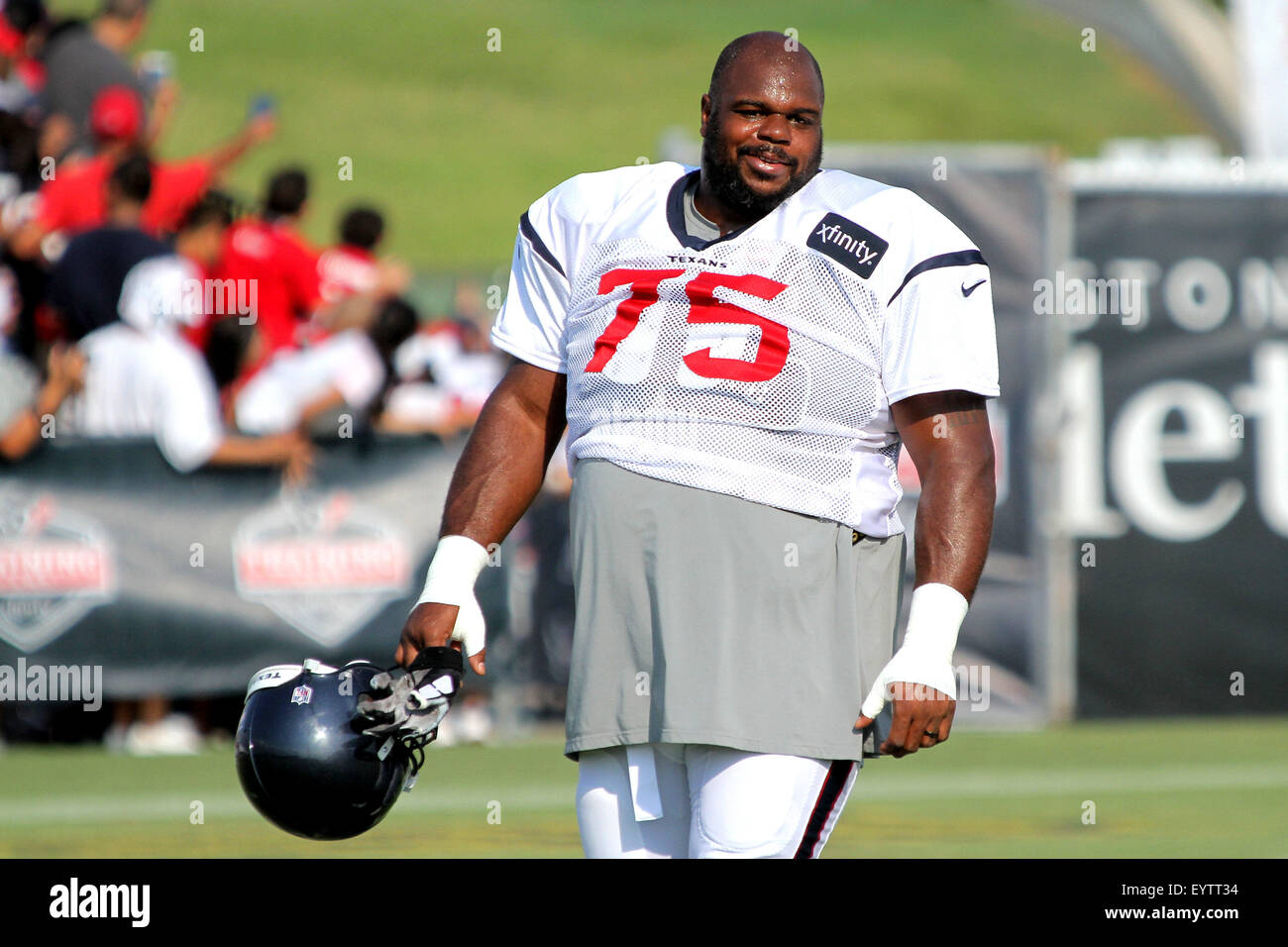 New England Super Bowl champion Vince Wilfork signs for Houston