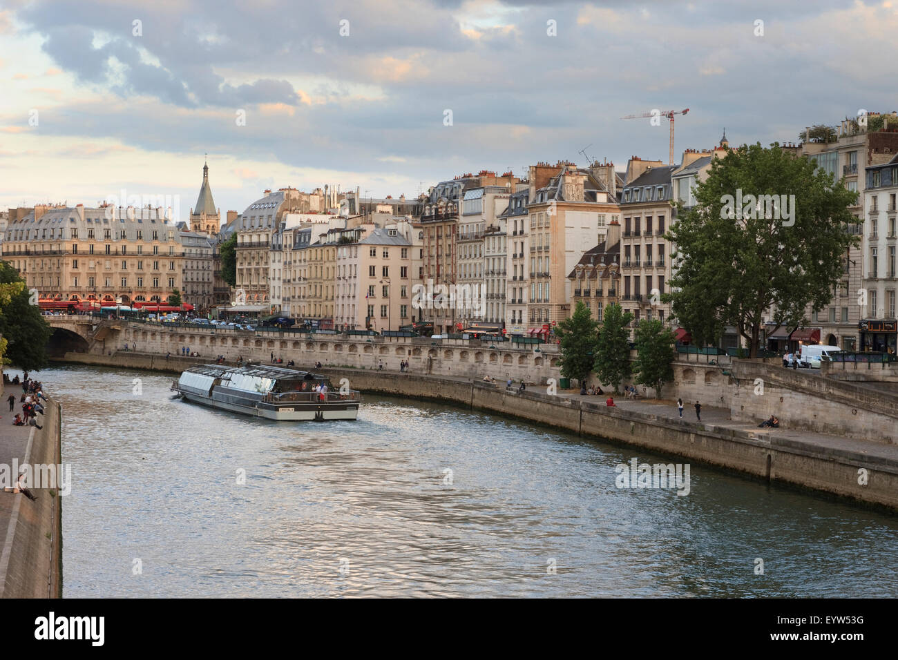 The view from Pont Neuf, looking across to the Quai des Grands Augustins in Paris, France. Stock Photo
