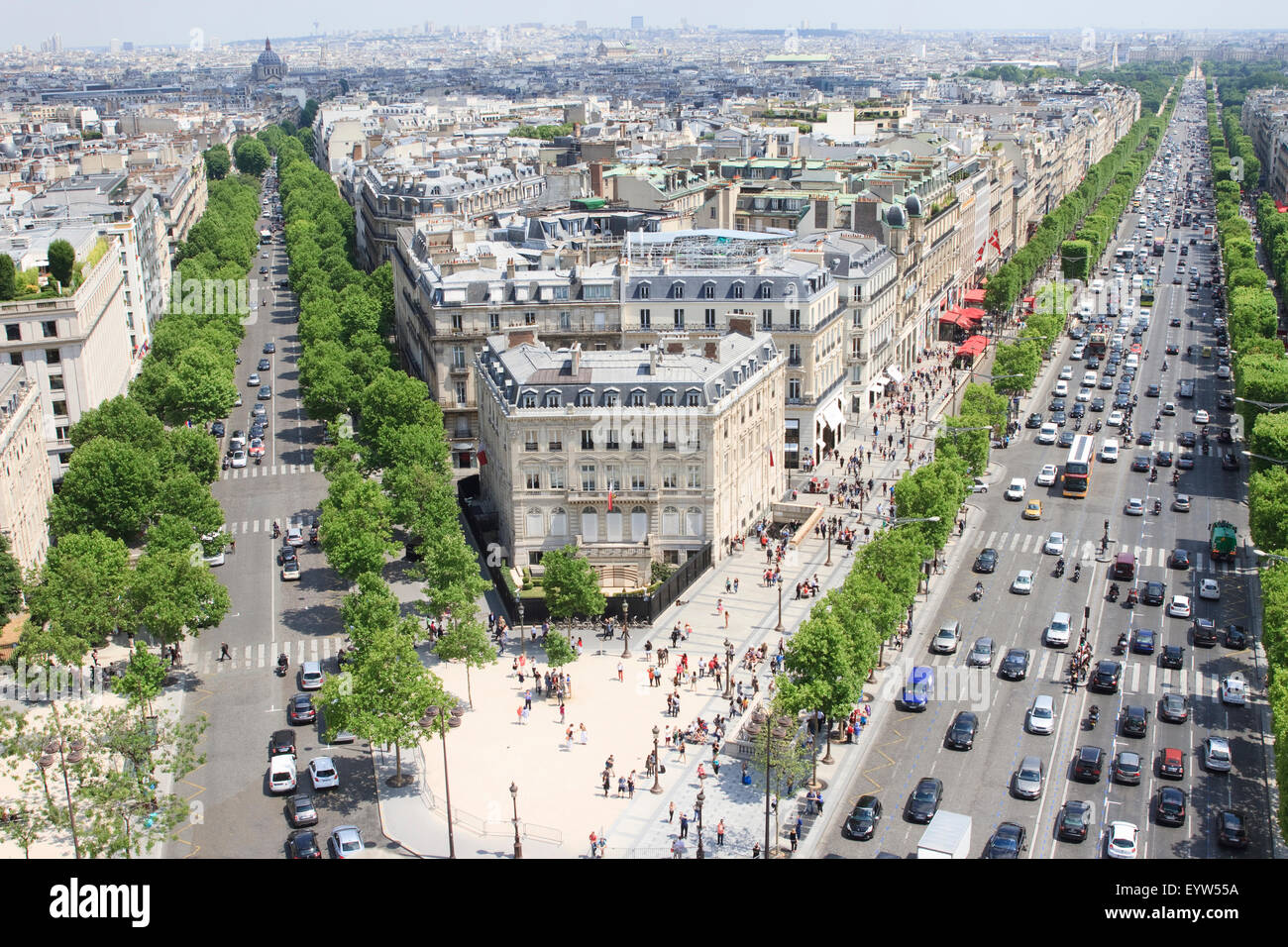 Avenue des Champs-Élysées (right) and the Avenue de Friedland (left) as  seen from the observation deck of the Arc de Triomphe Stock Photo - Alamy