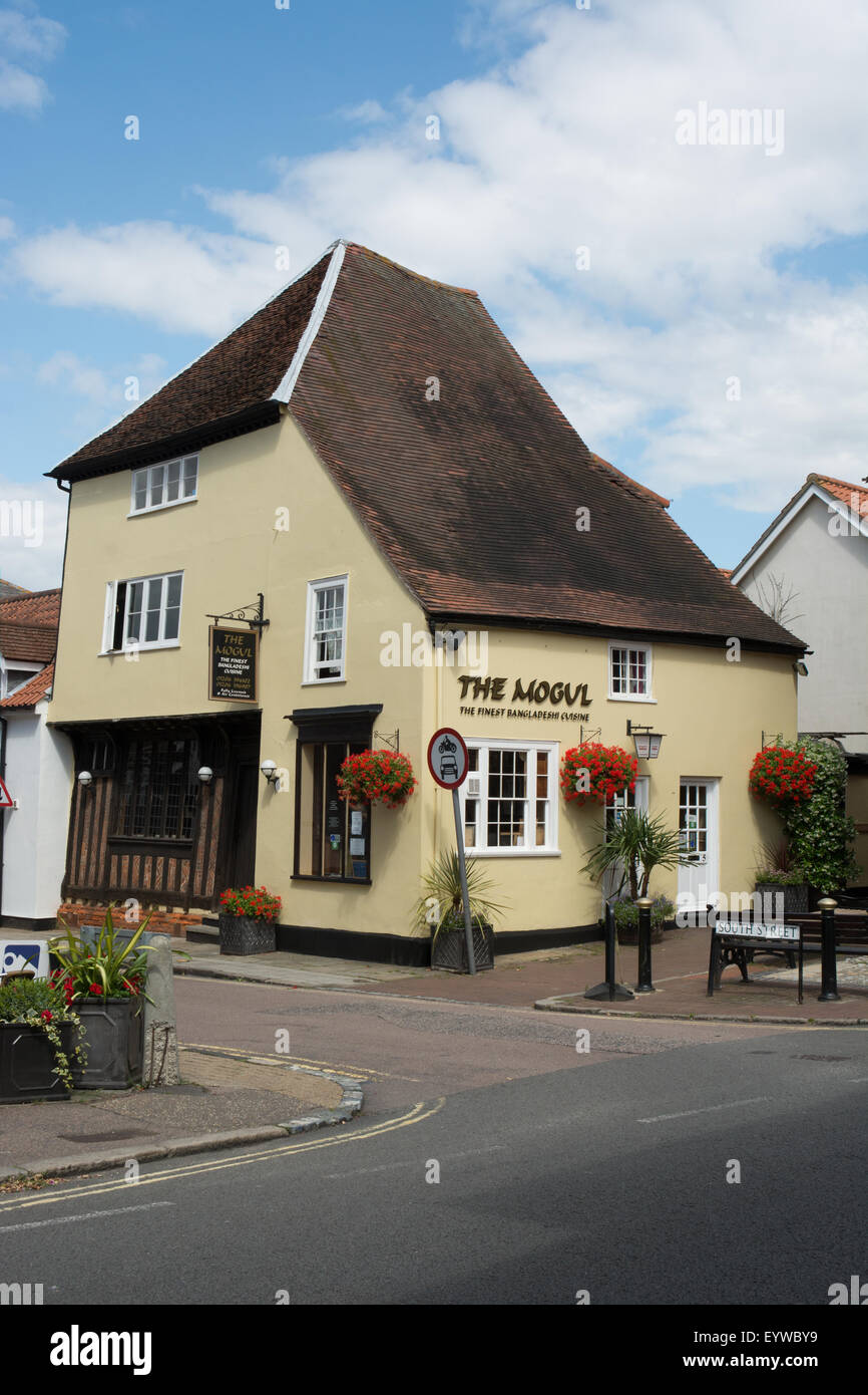 The Mogul restaurant serves Bangladeshi food in the historic Essex town of Manningtree. Stock Photo