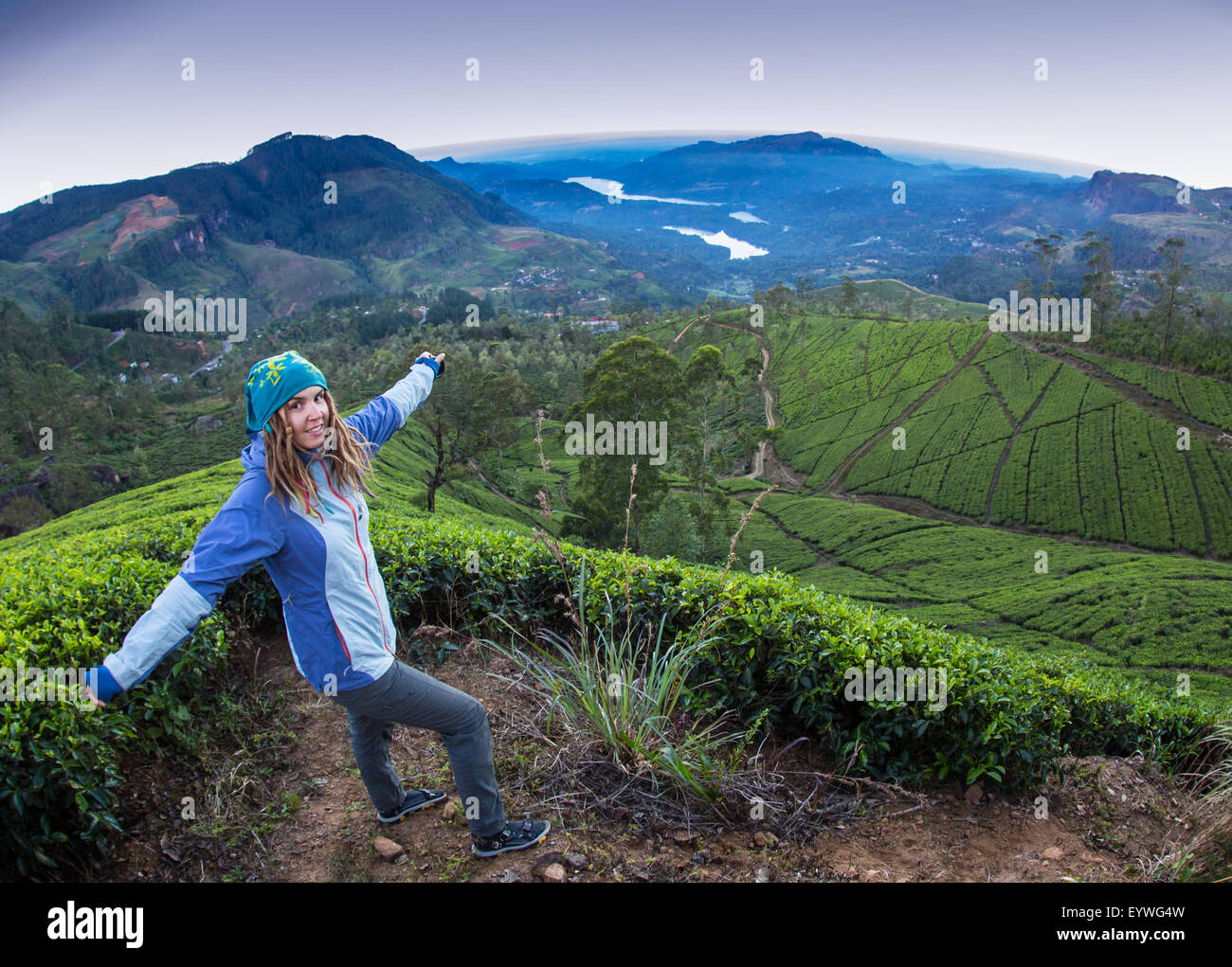 Lonely beautiful young woman hi-res stock photography and images - Alamy