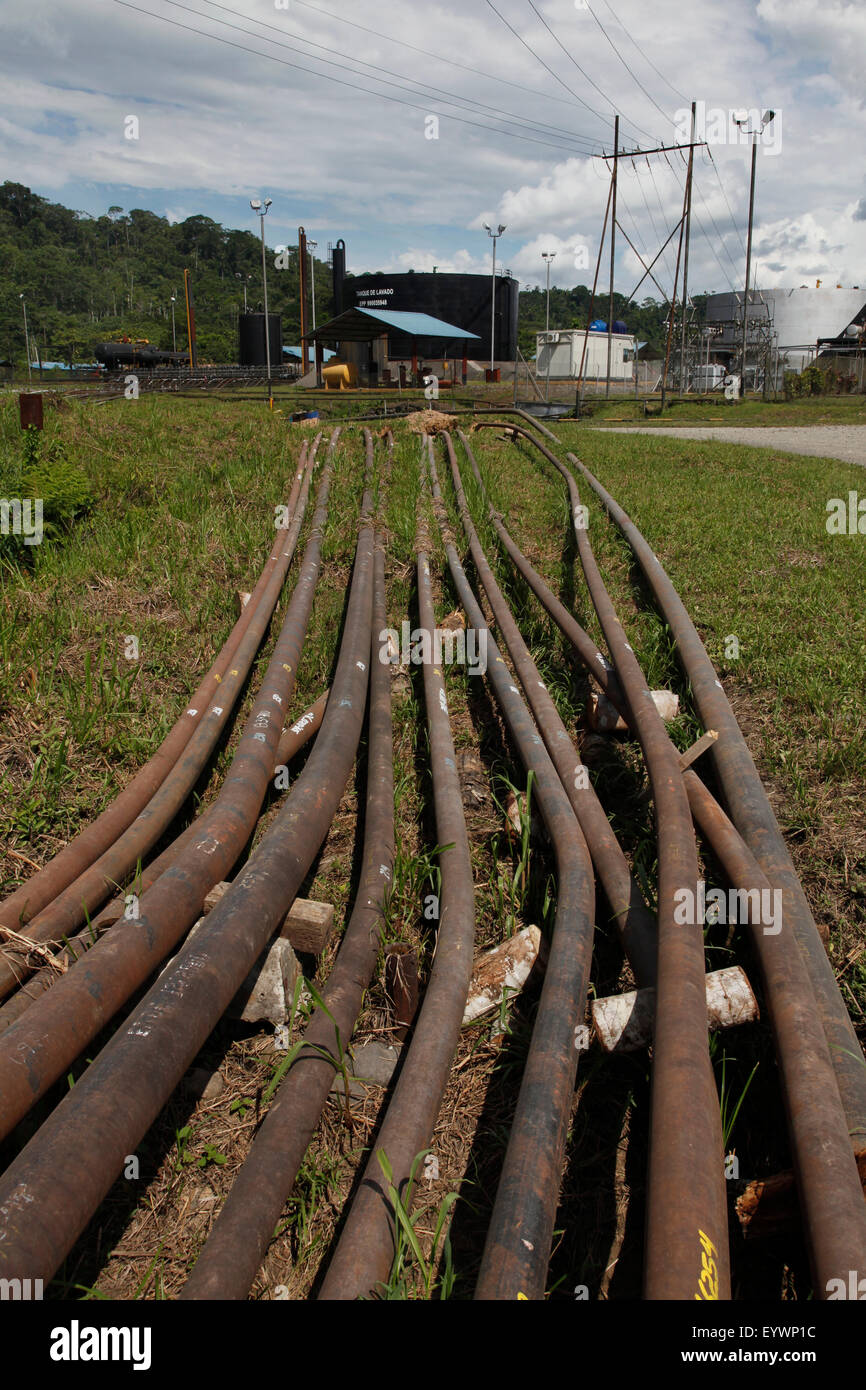 Oil extraction and pollution in the Amazon, Yasuni National Park, Amazon, Ecuador Stock Photo