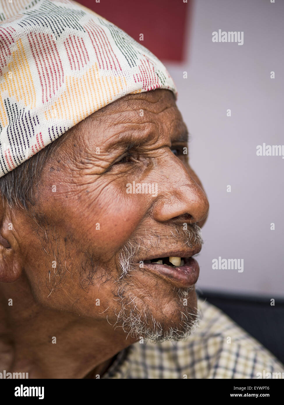 Bhaktapur, Central Region, Nepal. 2nd Aug, 2015. A homeless elderly man in a small Internal Displaced Person (IDP) camp at Durbar Square in Bhaktapur for people left homeless by the Nepal earthquake. The Nepal Earthquake on April 25, 2015, (also known as the Gorkha earthquake) killed more than 9,000 people and injured more than 23,000. It had a magnitude of 7.8.  It was the worst natural disaster to strike Nepal since the 1934 Nepal''“Bihar earthquake. © ZUMA Press, Inc./Alamy Live News Stock Photo
