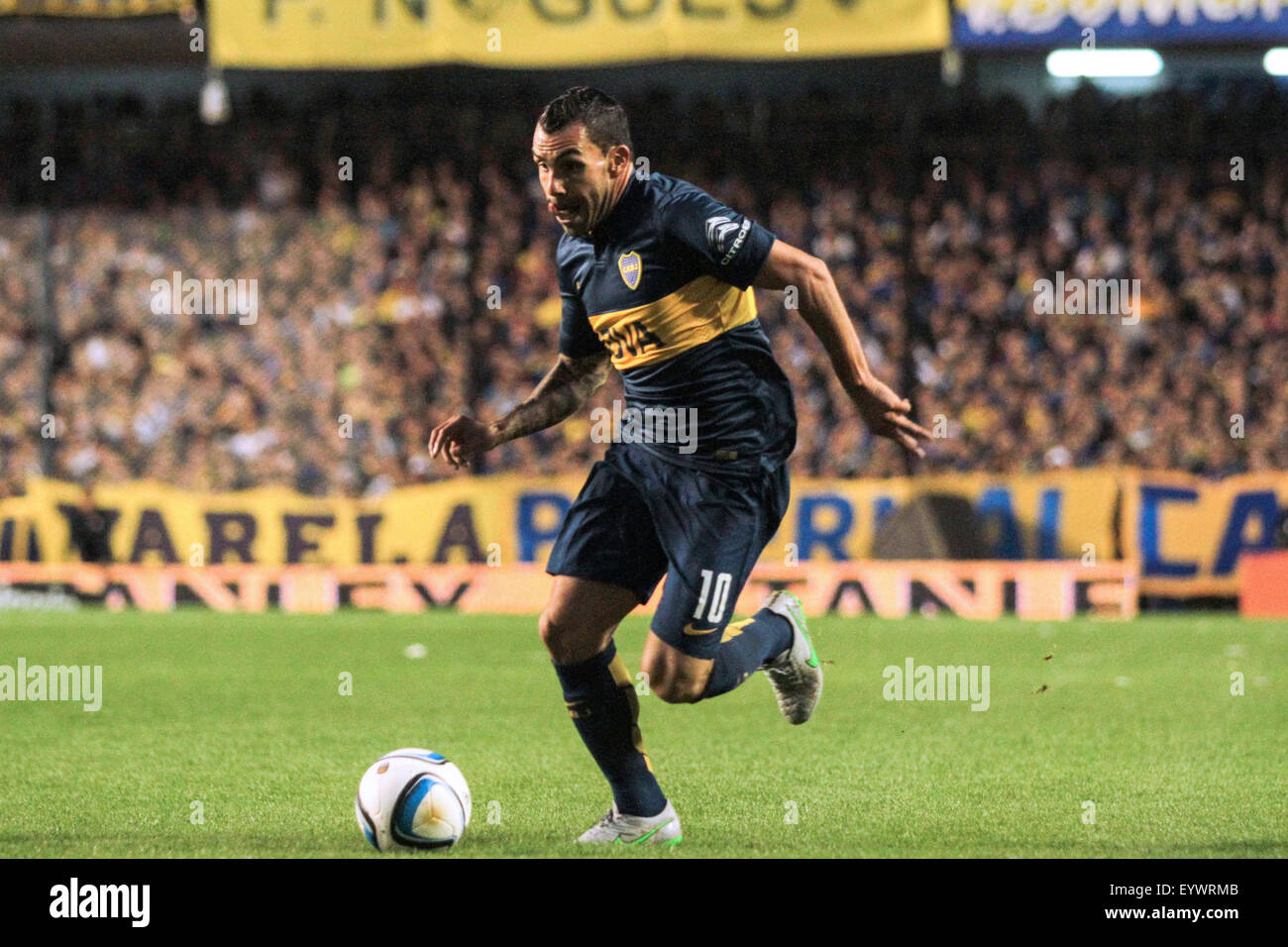Buenos Aires, Argentina. 2nd August, 2015. Calleri of Boca during the game in La Bombonera Stadium. © Néstor J. Beremblum/Alamy Live News Stock Photo