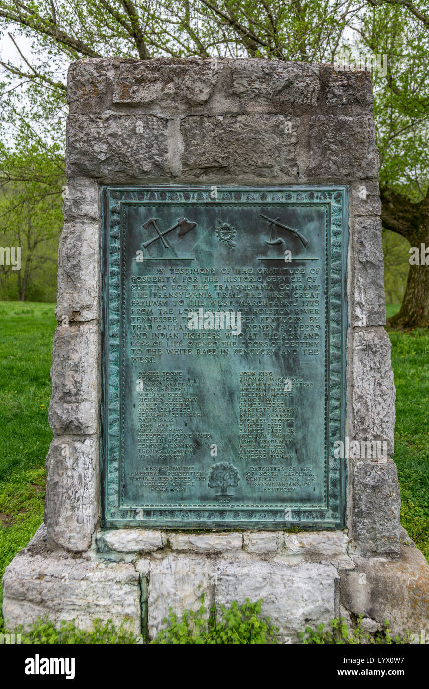 Historical marker at Fort Boonesborough honoring the pioneers who cut the trail through the wilderness to Kentucky  that later became known as the Wilderness Road Stock Photo