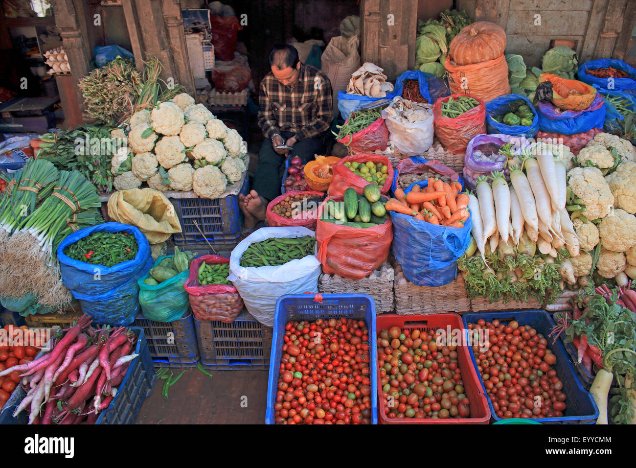 vegetable salesman in the old town of Bhaktapur, Nepal, Kathmandu Stock Photo