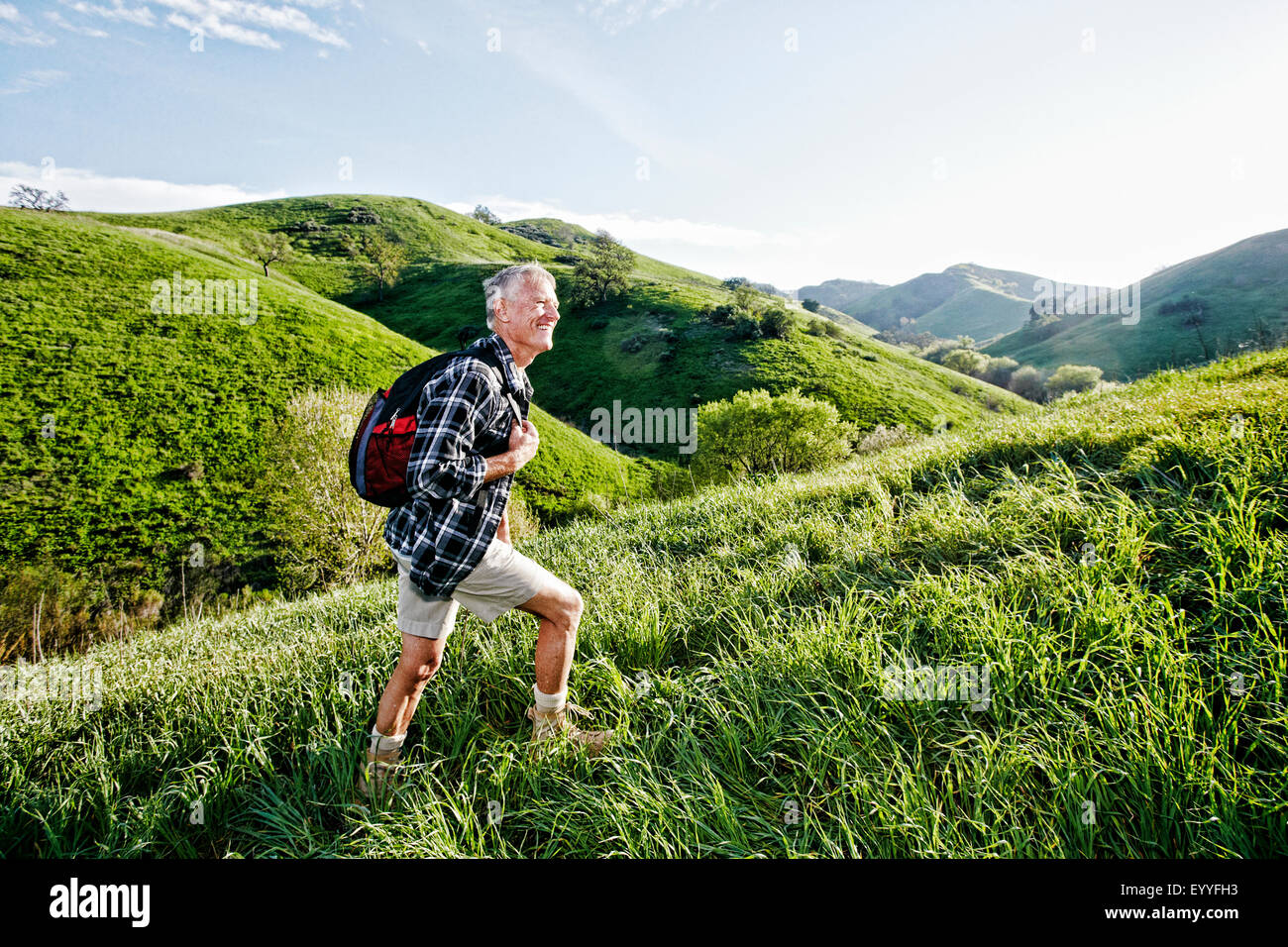 Man walking side view hi-res stock photography and images - Alamy