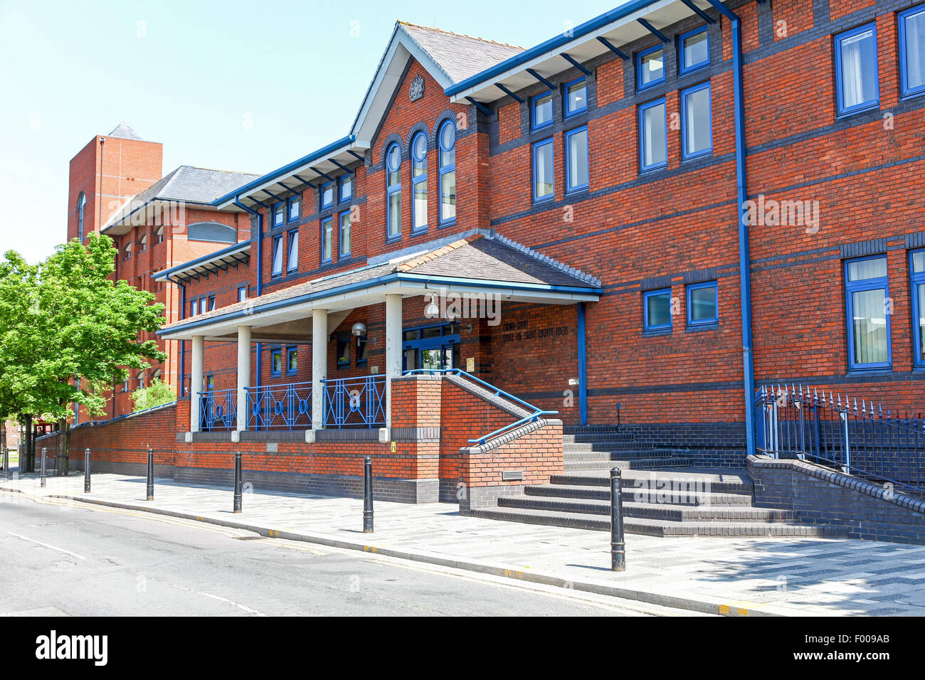Stoke On Trent Crown Court High Resolution Stock Photography And Images Alamy