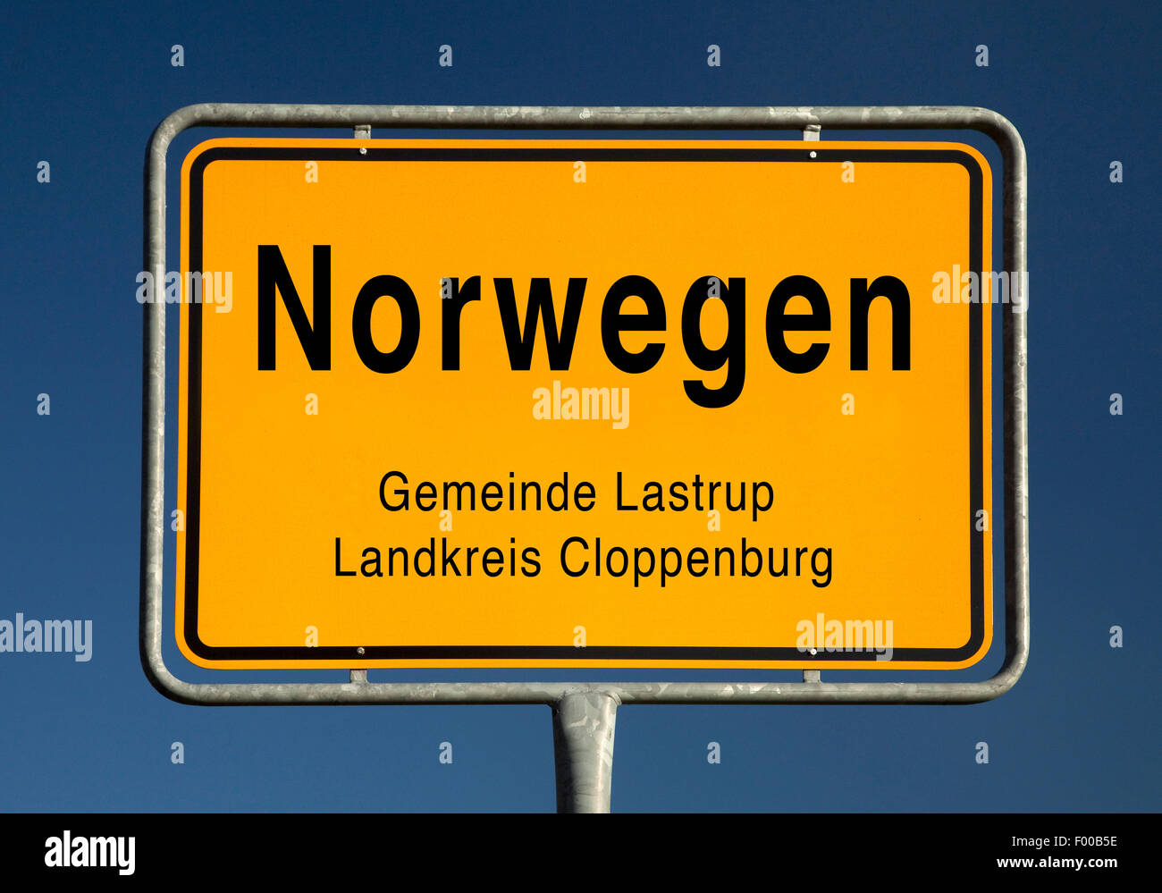 Norwegen place name sign, Germany, Lower Saxony, Landkreis Cloppenburg, Lastrup Stock Photo