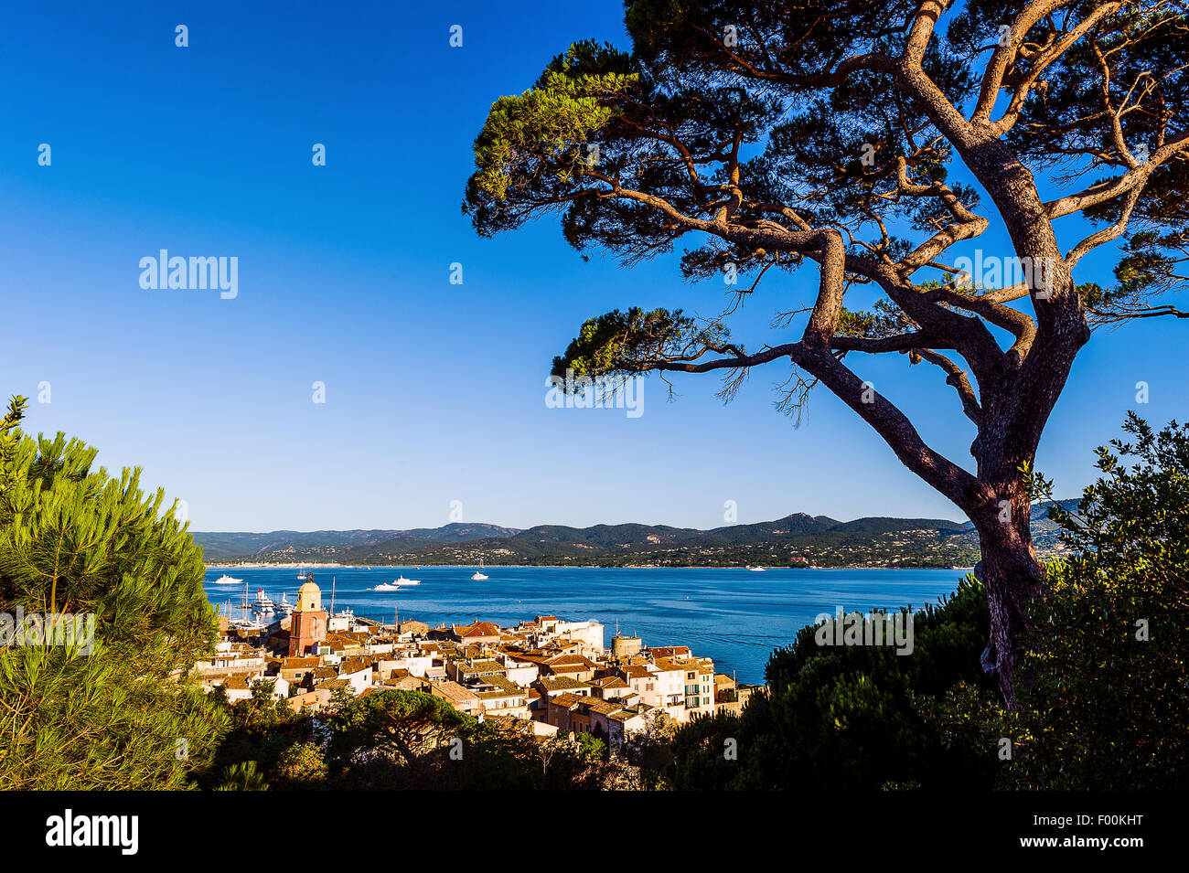 Gulf of saint tropez hi-res stock photography and images - Alamy