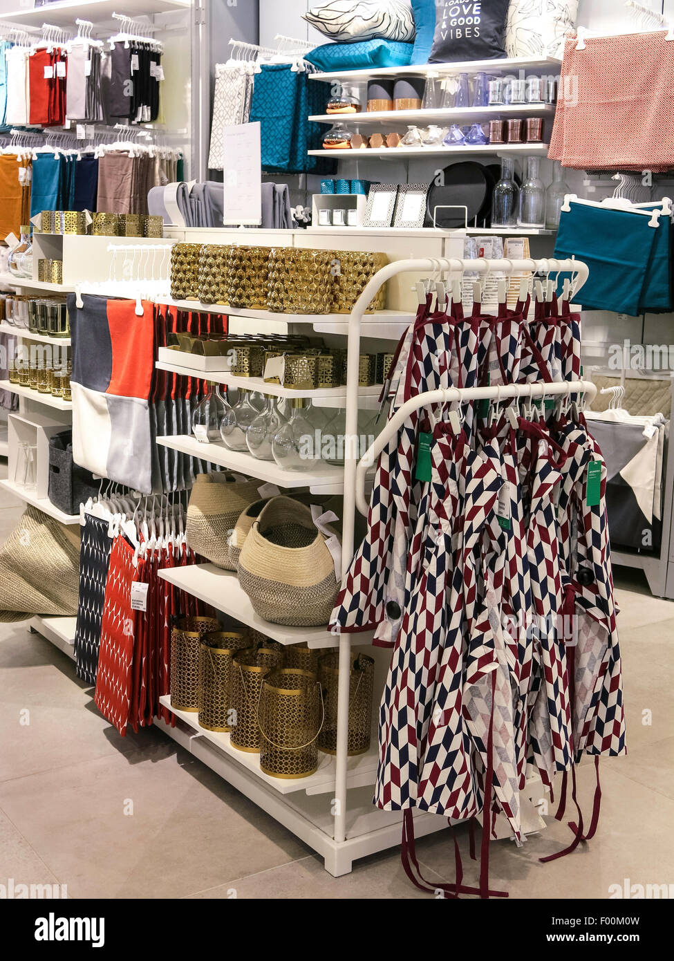 Houseware Section, H&M Clothing Store Interior in Herald Square, NYC, USA  Stock Photo - Alamy