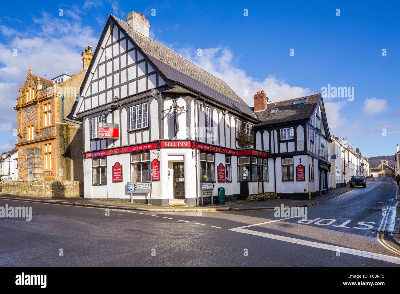 The Bell Inn, an old English half-timbered tudor pub at Moretonhampstead, Dartmoor National Park, Devon, England, United Kingdom Stock Photo