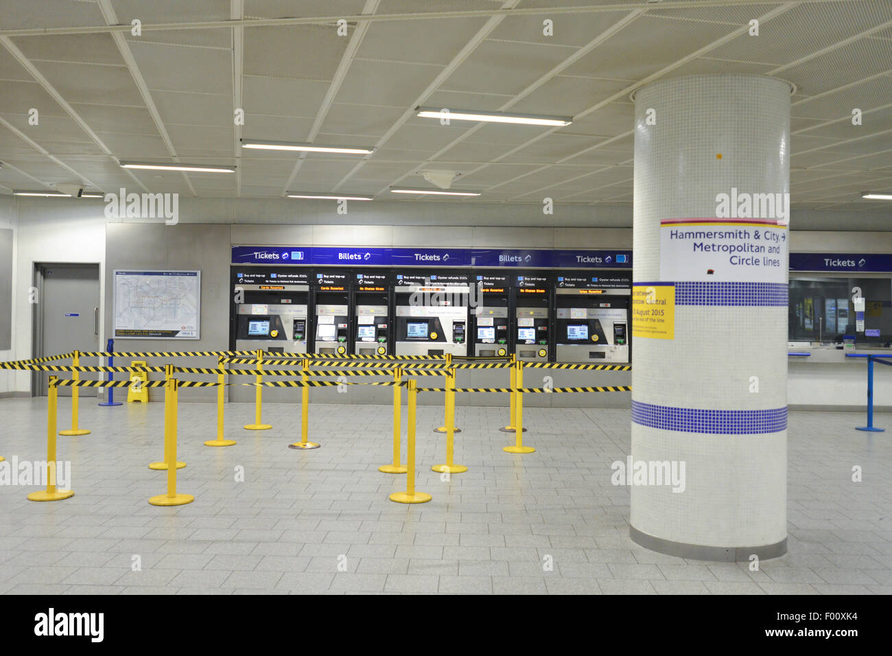 Kings cross station empty hires stock photography and images Alamy