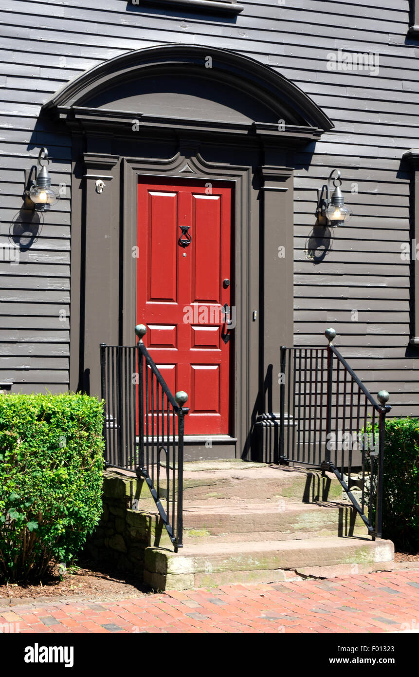 Traditional Historic Newport House front door and steps Stock Photo Alamy
