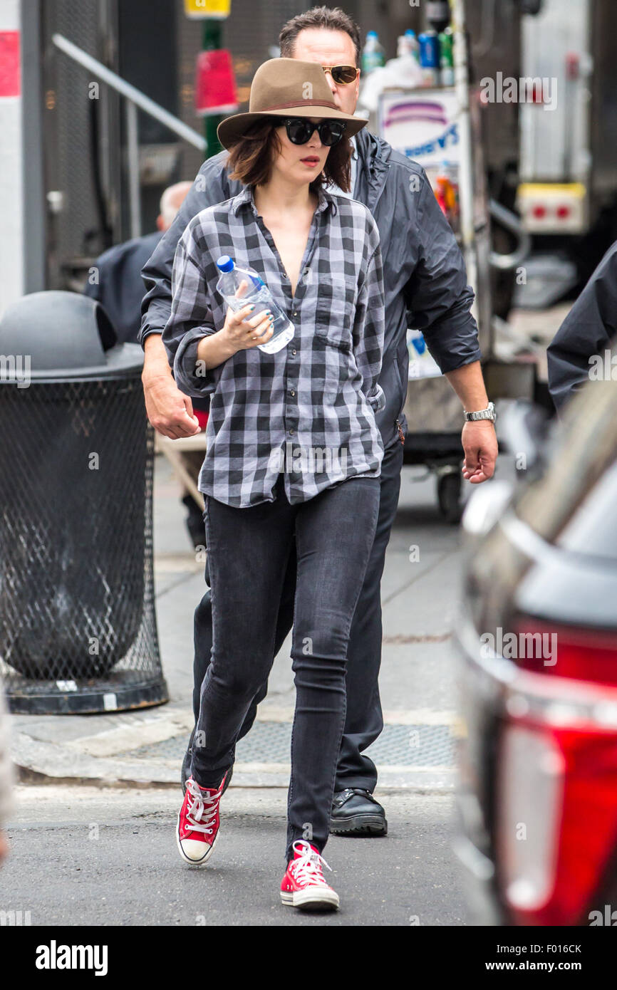 Dakota johnson shirt 2025