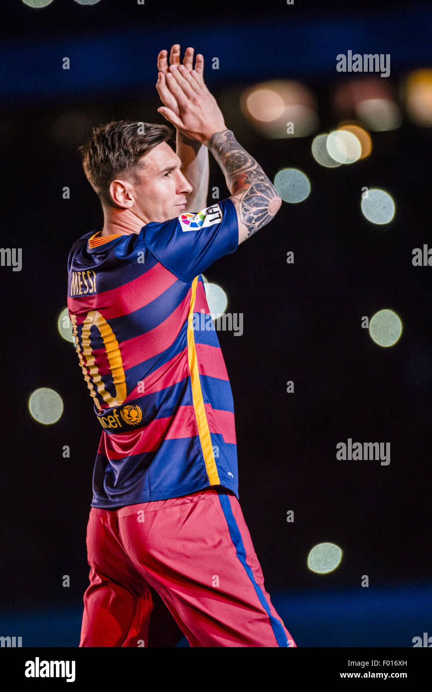 Barcelona, Catalonia, Spain. 5th Aug, 2015. FC Barcelona's forward MESSI is presented to the fans ahead of the 50th Gamper Trophy at Barcelona's Camp Nou stadium. Credit:  Matthias Oesterle/ZUMA Wire/Alamy Live News Stock Photo