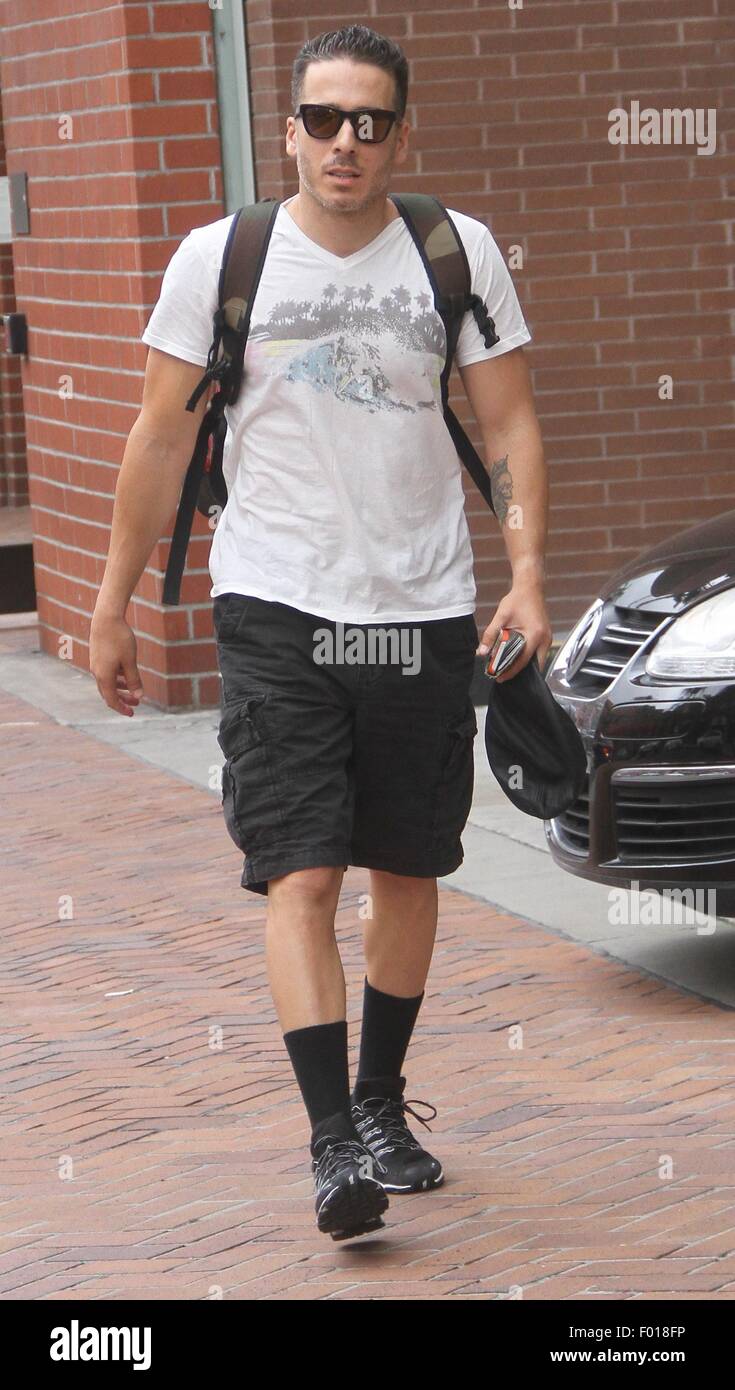 Kirk Acevedo goes to an office in Beverly Hills Featuring: Kirk Acevedo