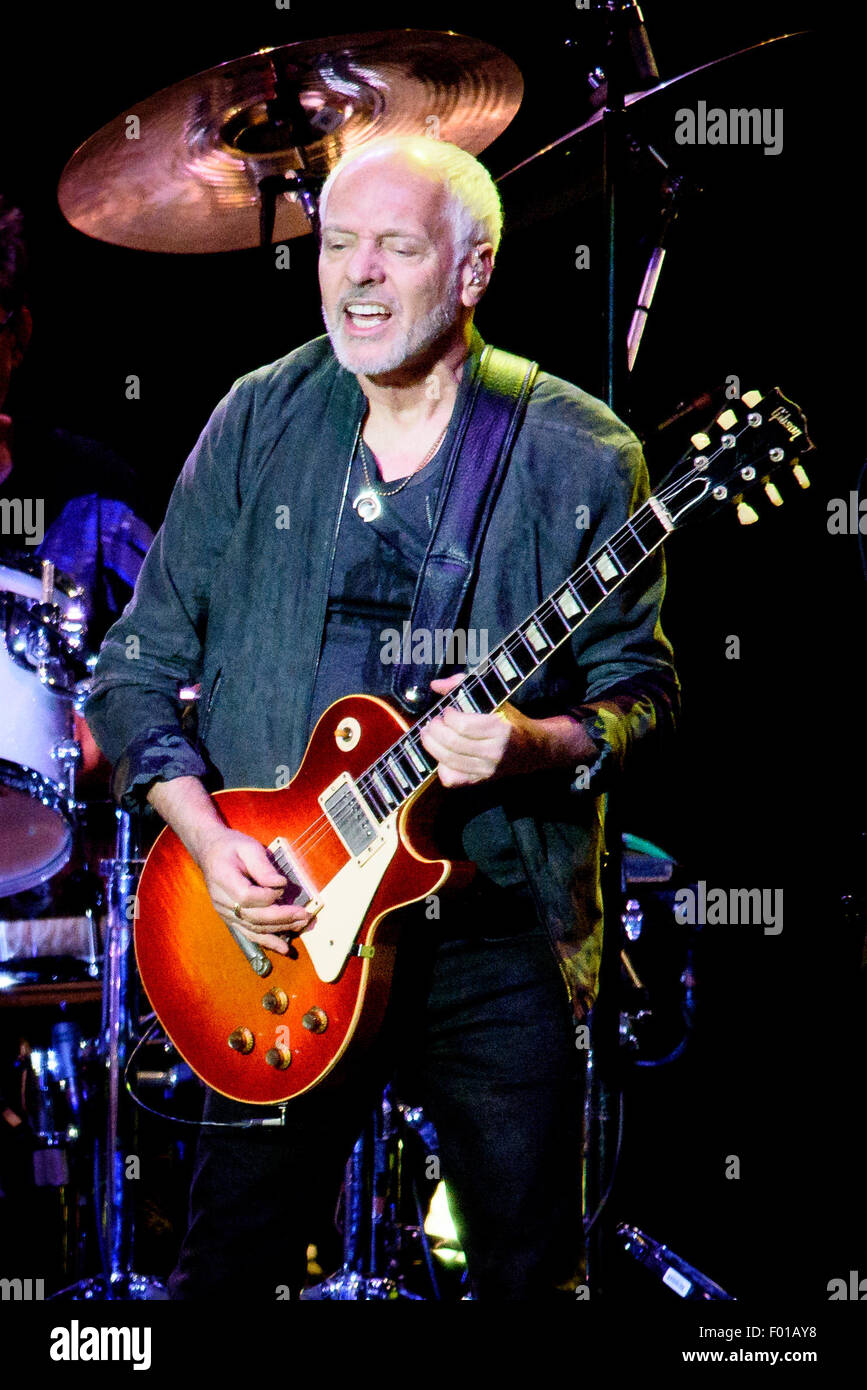 Toronto, Ontario, Canada. 5th Aug, 2015. English rock musician, singer, songwriter, producer, guitarist PETER FRAMPTON performed at Molson Canadian Amphitheatre in Toronto. Credit:  Igor Vidyashev/ZUMA Wire/Alamy Live News Stock Photo