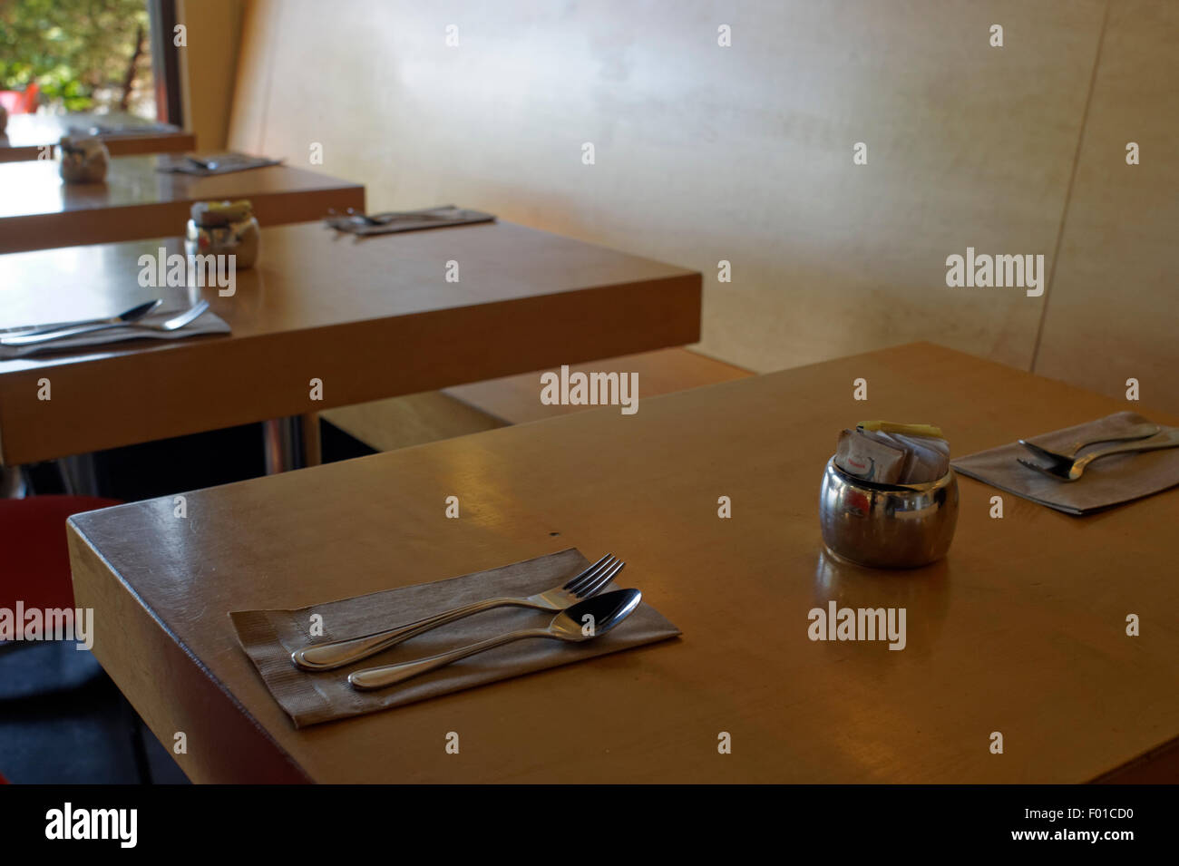 Intimate cafes hires stock photography and images Alamy