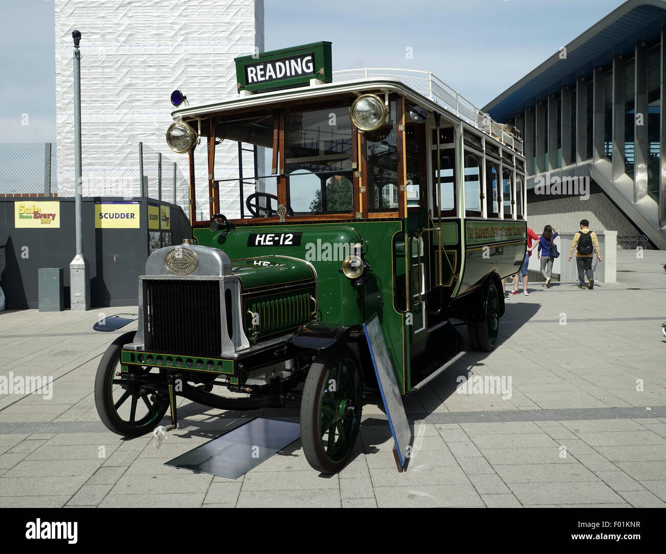 British Autimobile Traction1913 Leyland Single Decker No. HE12 at Reading -1 Stock Photo