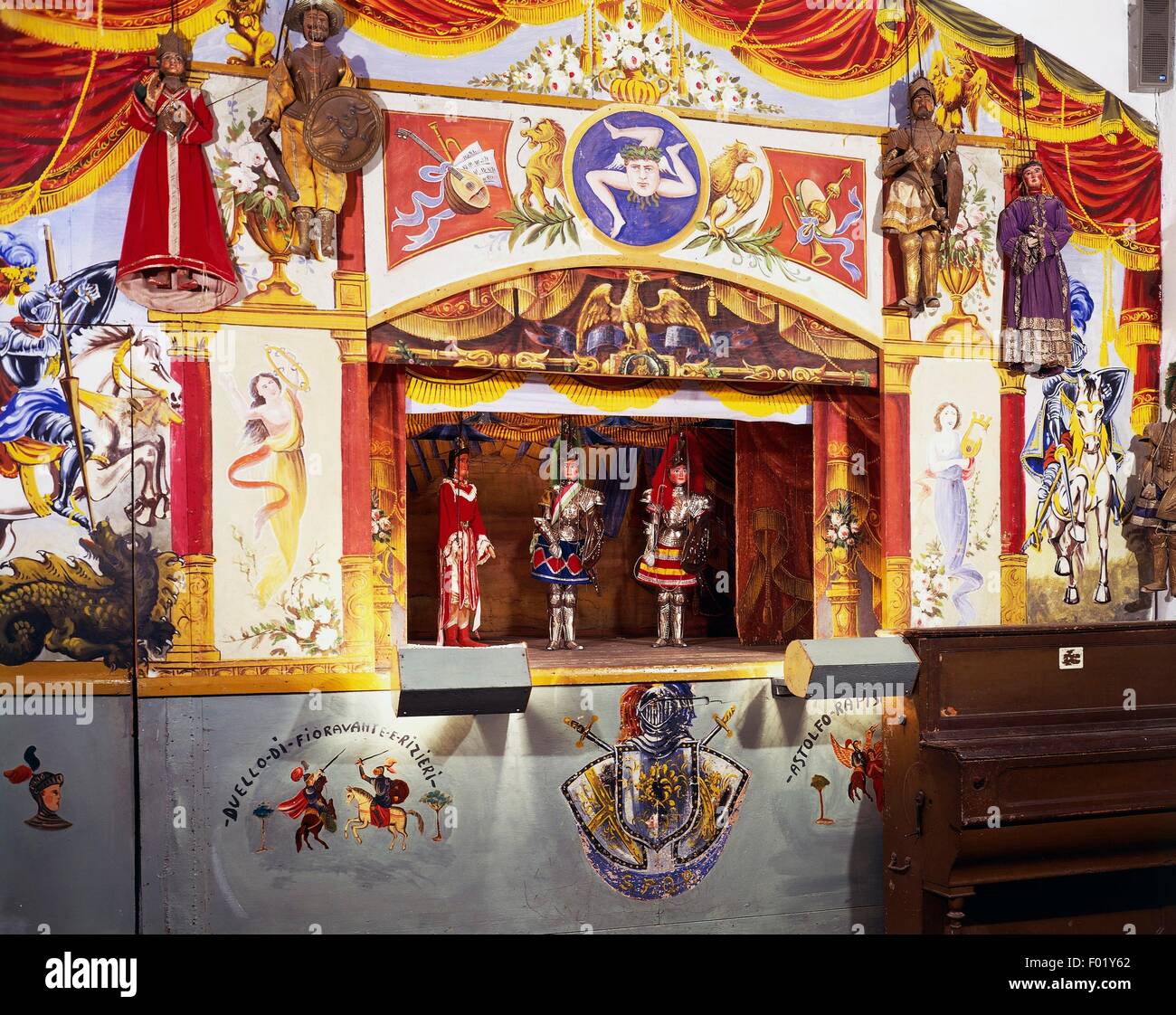 Puppet theatre sicily hires stock photography and images Alamy