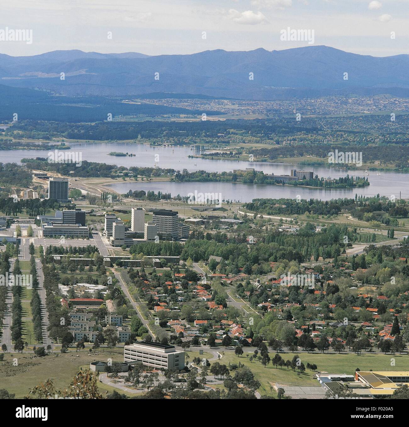 Canberra cityscape australia hi-res stock photography and images - Alamy