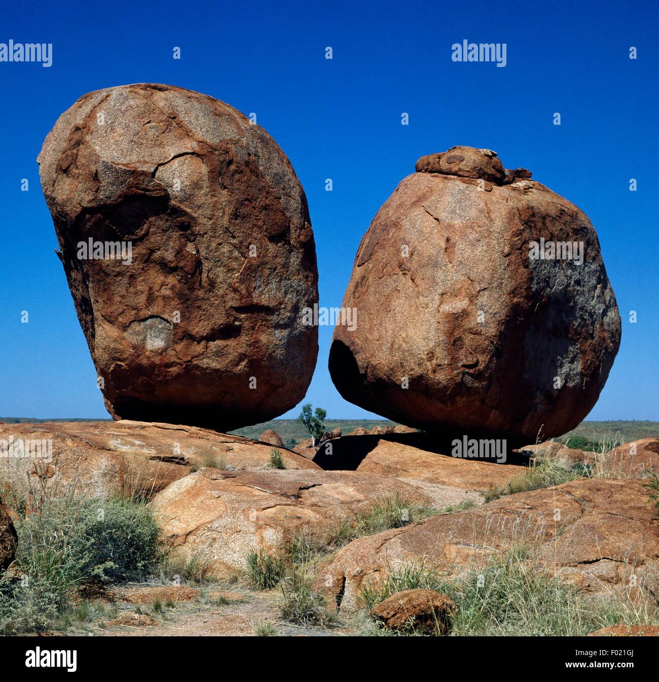 The Devils Marbles, granite boulders resulting from erosion and